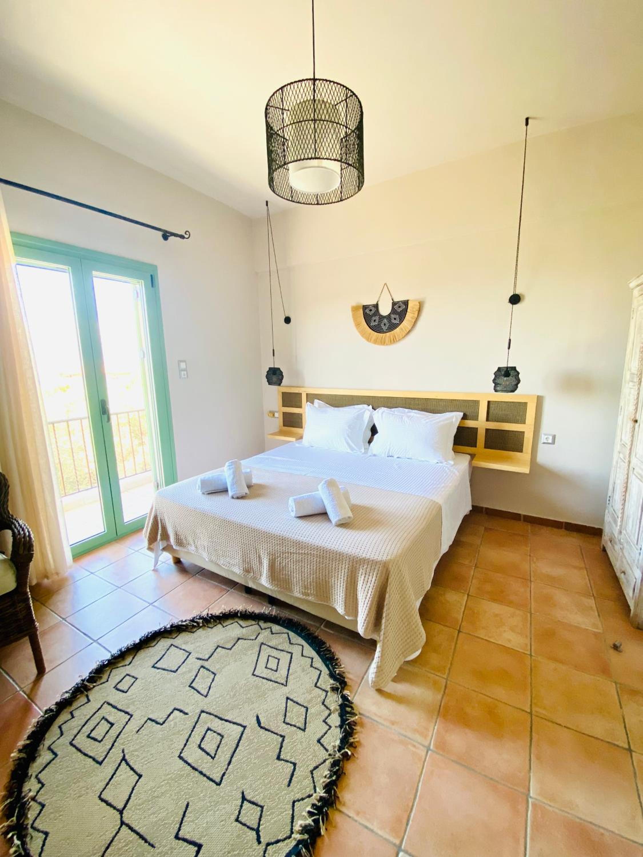 Joyanna Villa Pool, Sea View & Olive Grove Serenity in Mani view 5