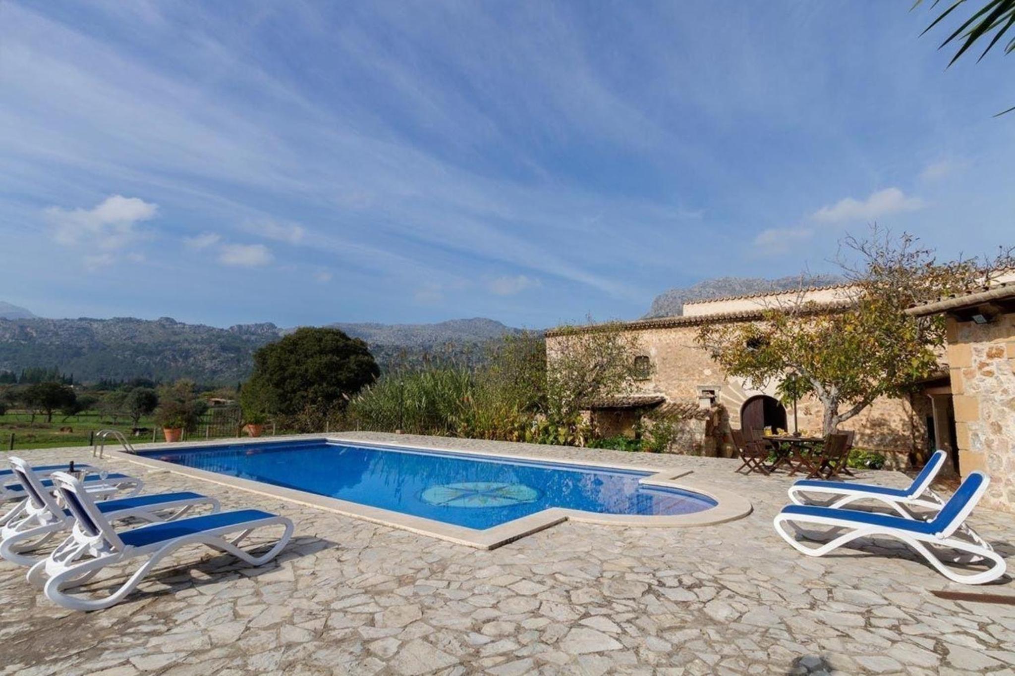 Tolle Finca in wunderschöner Landschaft