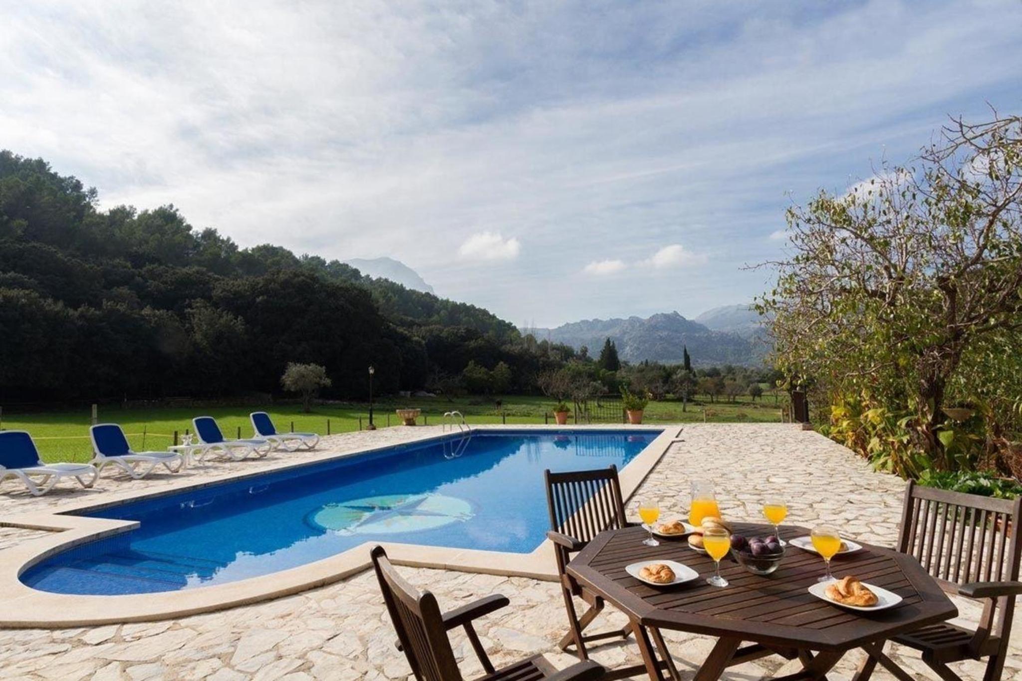 Tolle Finca in wunderschöner Landschaft