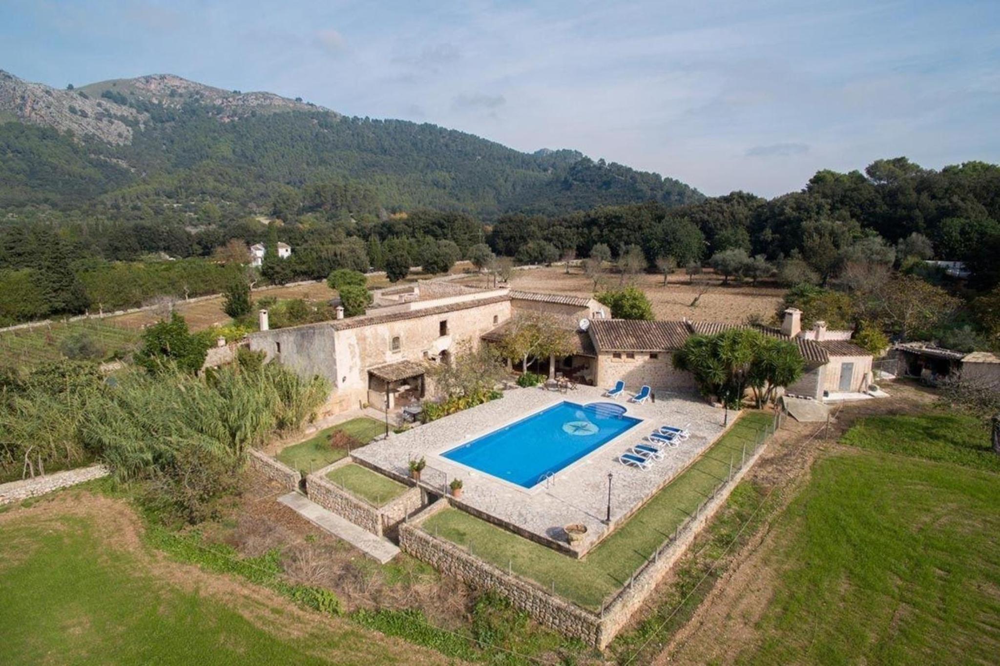 Tolle Finca in wunderschöner Landschaft