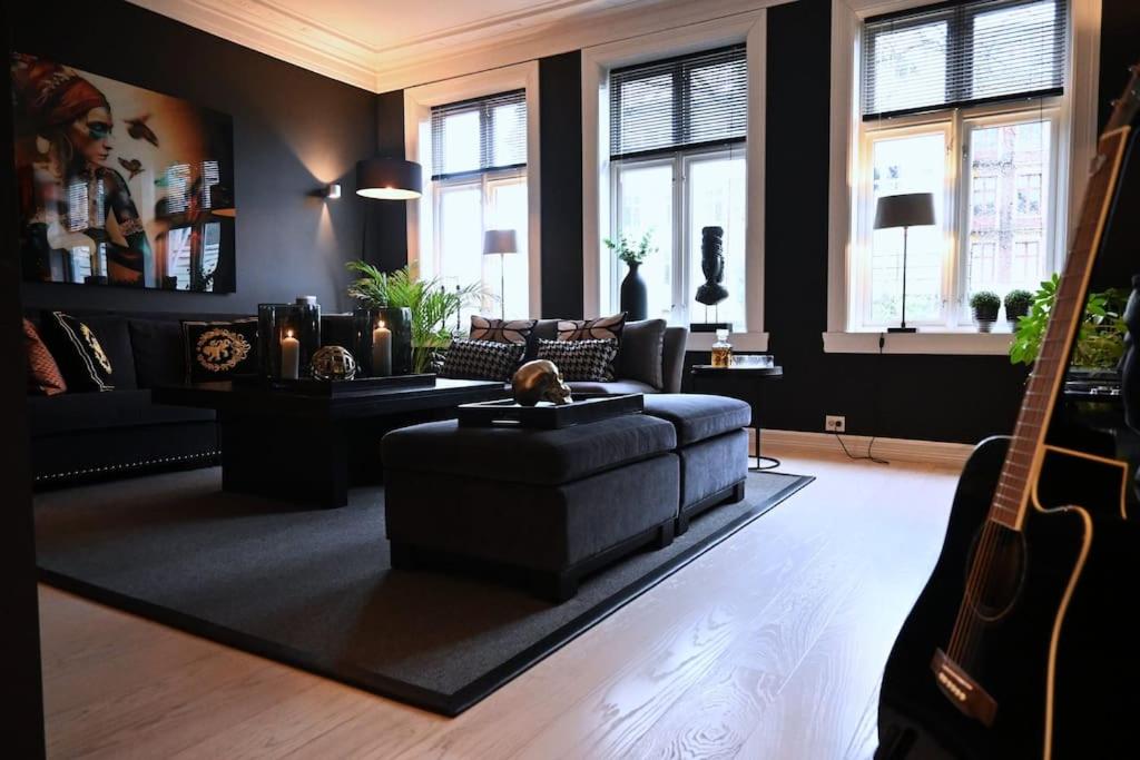 Historic and exclusive apartment view 4