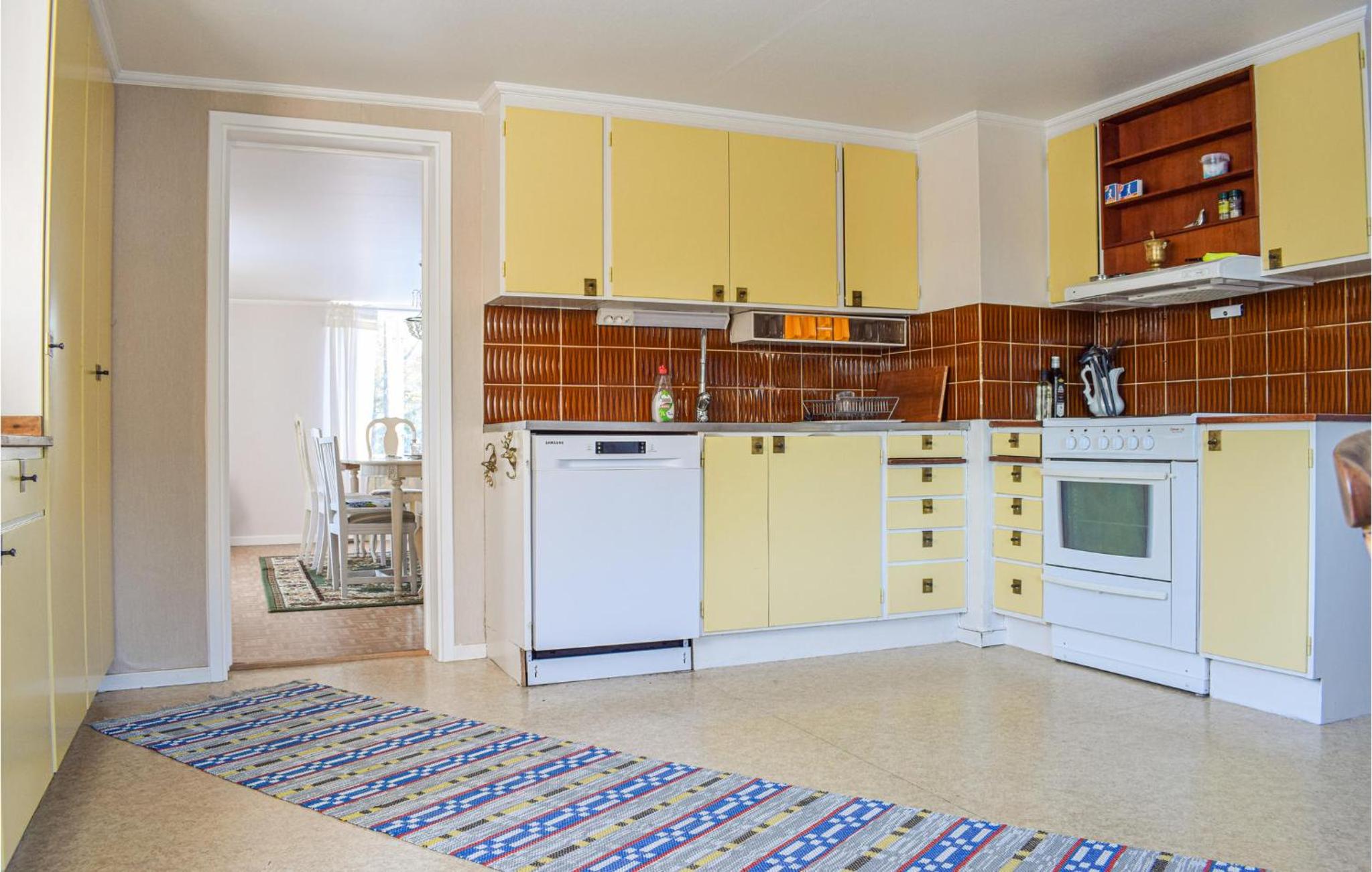 3 Bedroom Beautiful Home In Valdemarsvik view 4