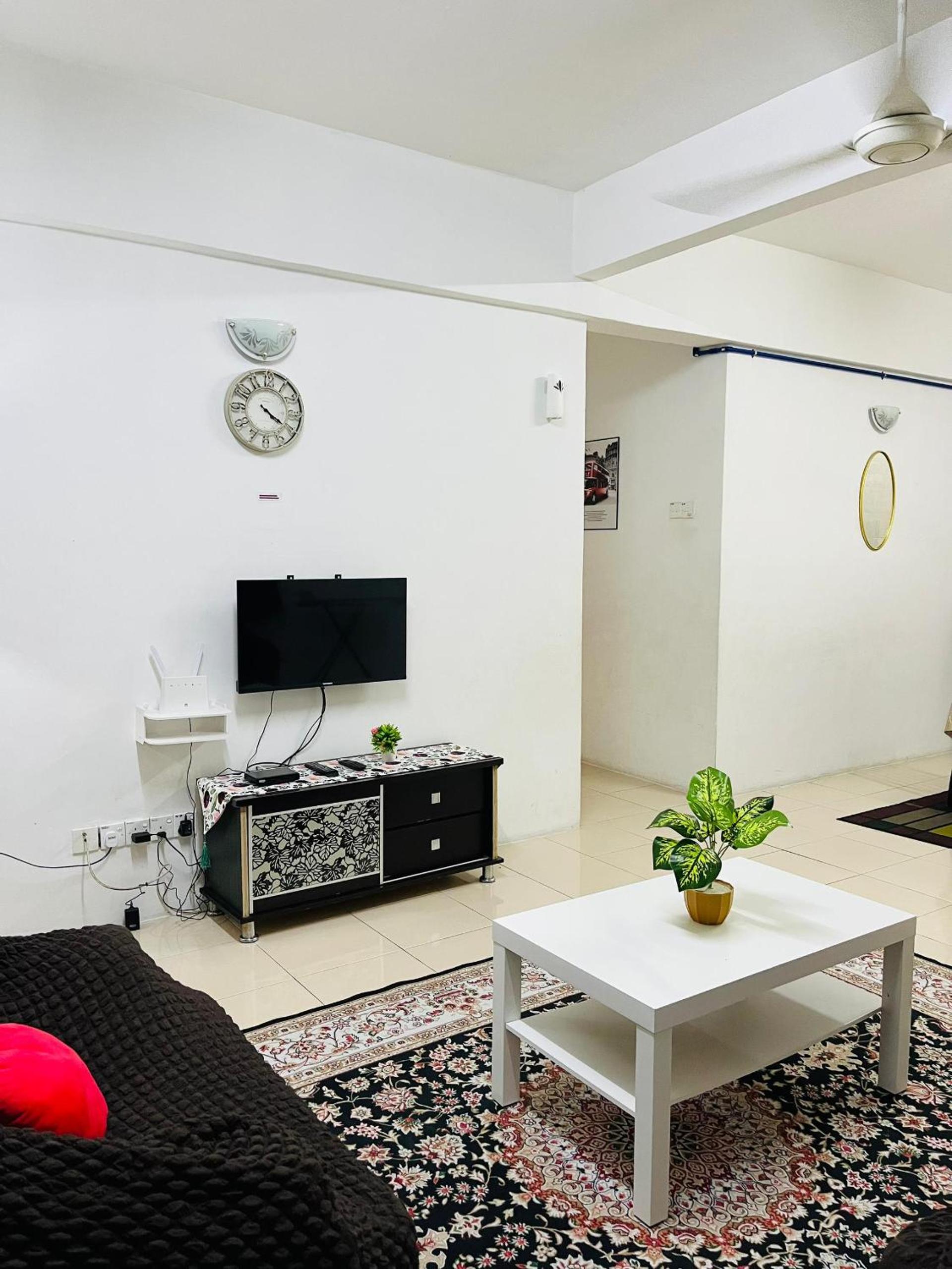 D'Riena Homestay photo 8
