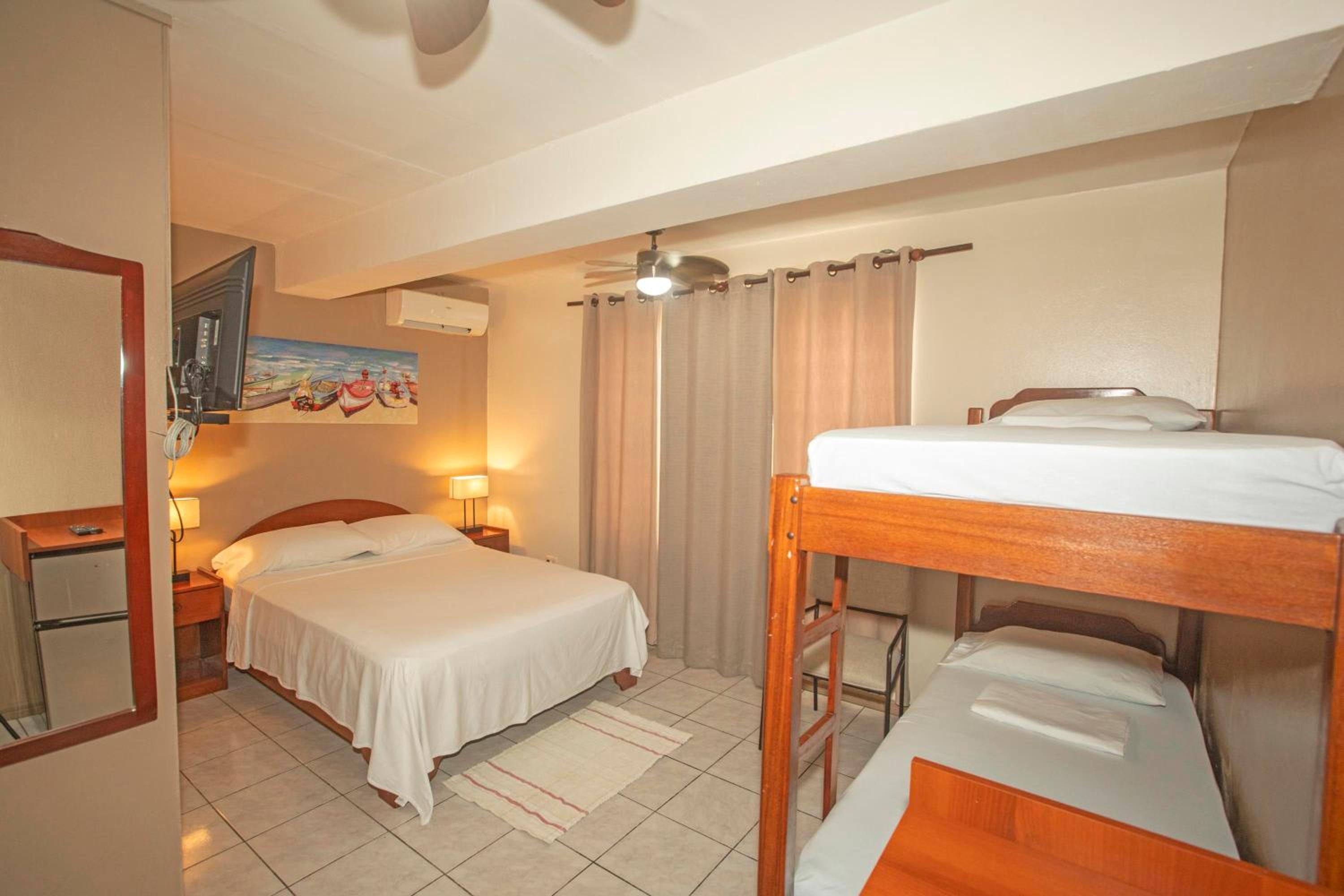 Hotel Laura's House