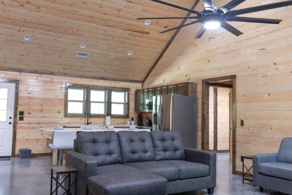 The NEW Luna Lodge in Broken Bow view 3