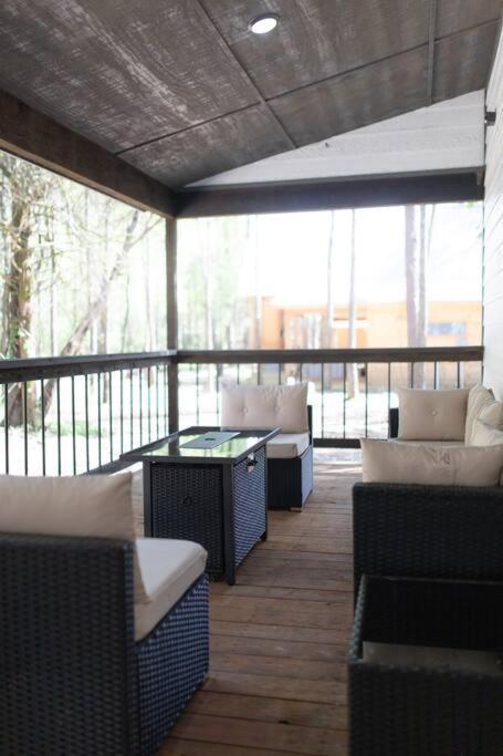 The NEW Luna Lodge in Broken Bow view 4