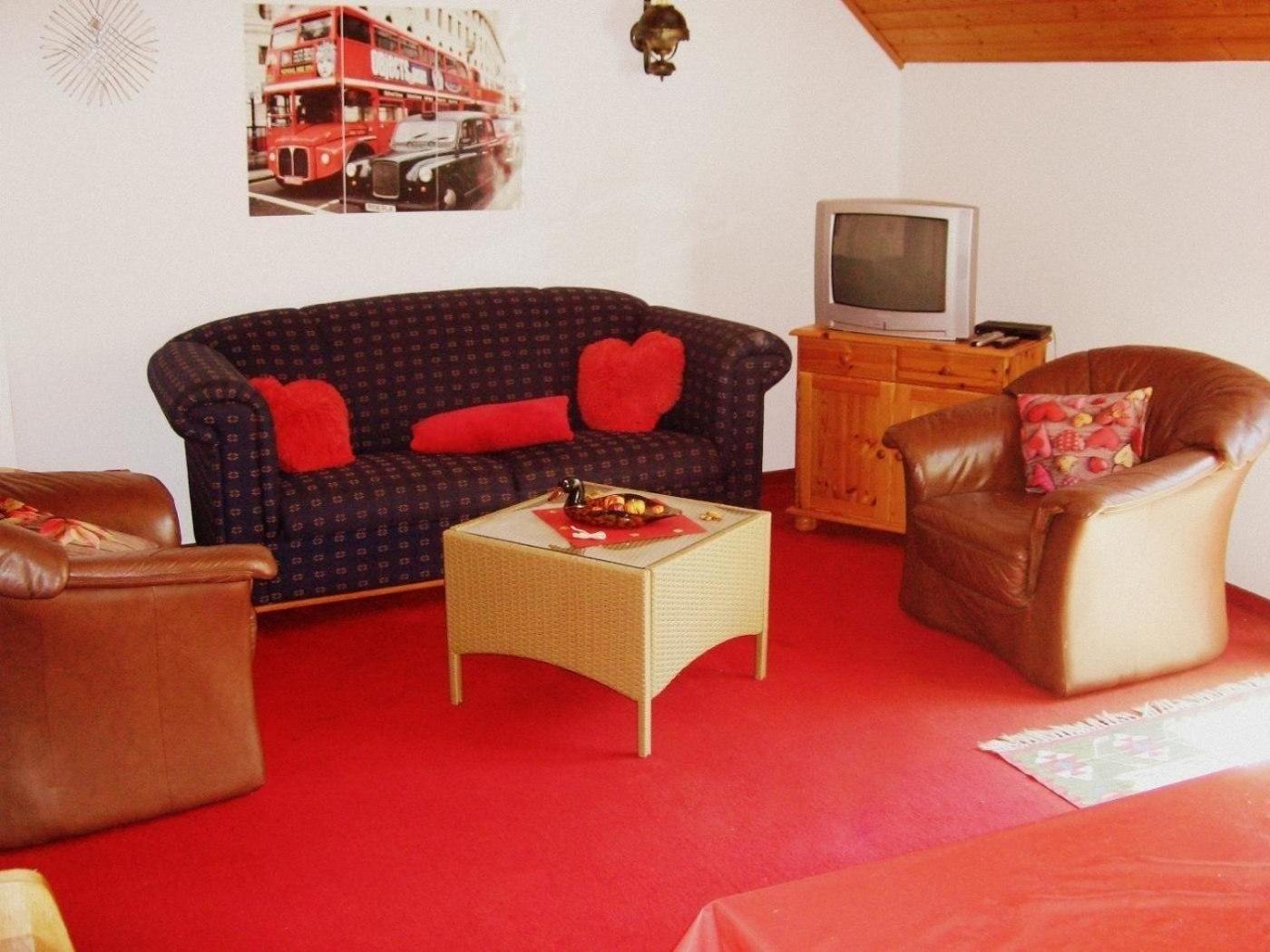 Gemütliche Ferienwohnung in Frohnhofen mit Garten