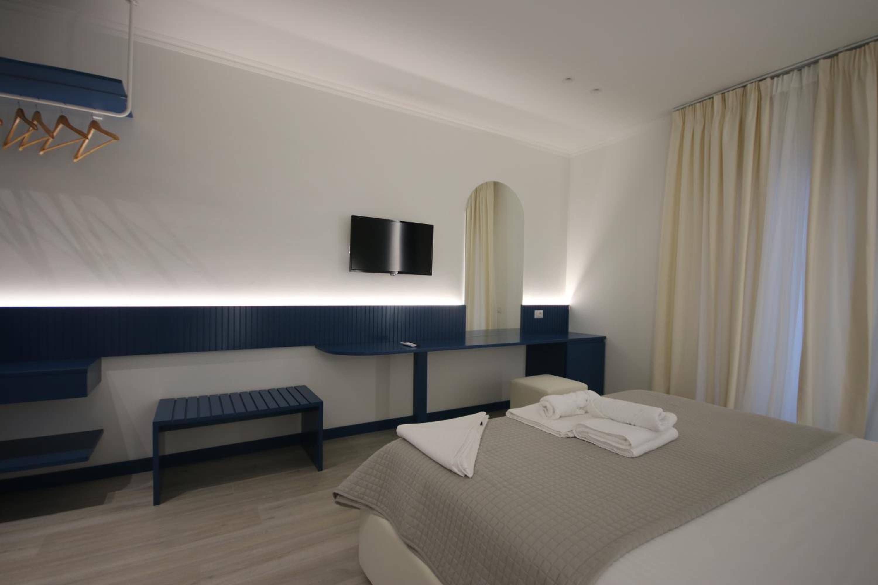 Bay View Hotel