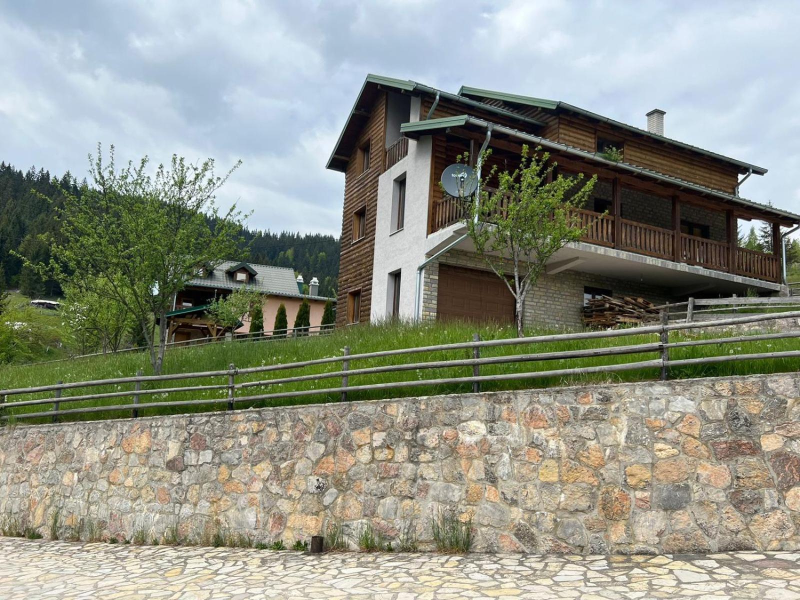 Vila Bucan