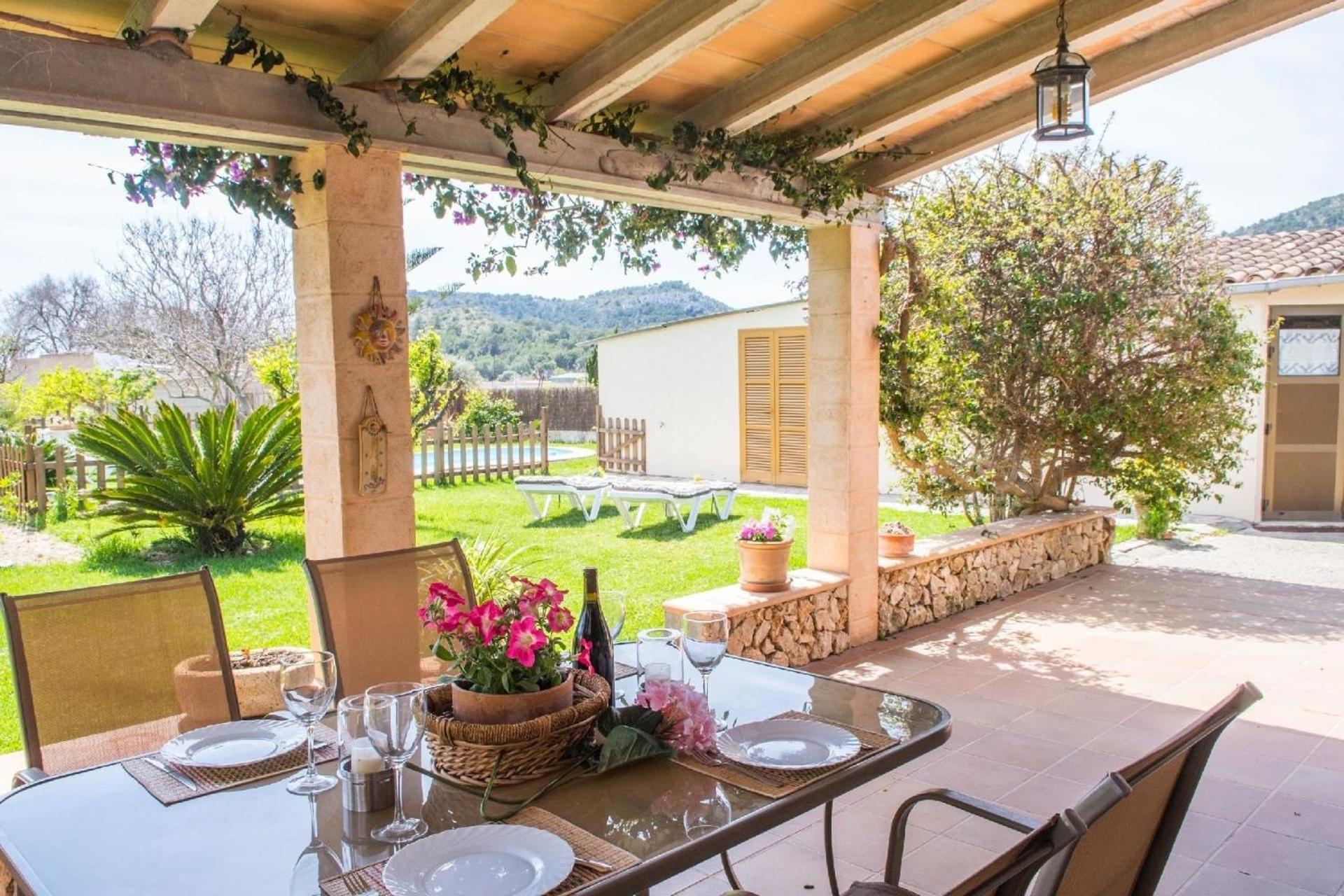 Schöne kleine Finca mit privatem Pool nur wenige Autominuten von Son Servera entfernt