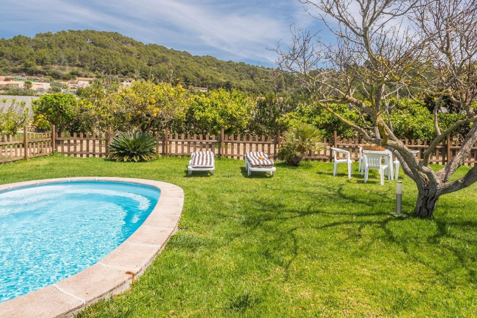 Schöne kleine Finca mit privatem Pool nur wenige Autominuten von Son Servera entfernt
