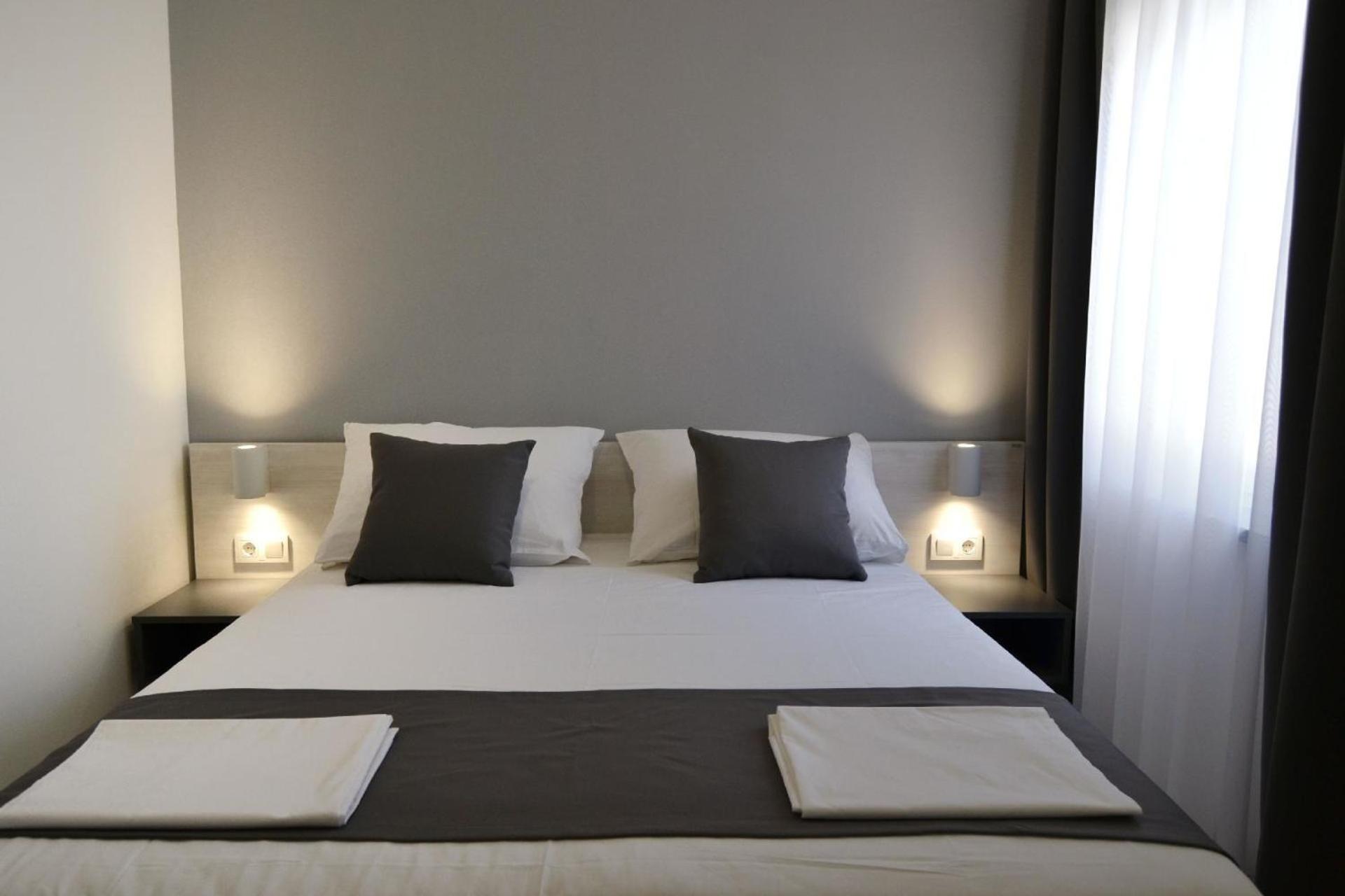 Ferienwohnung mit Pool für 5 Personen nur 200 Meter vom Meer entfernt view 4