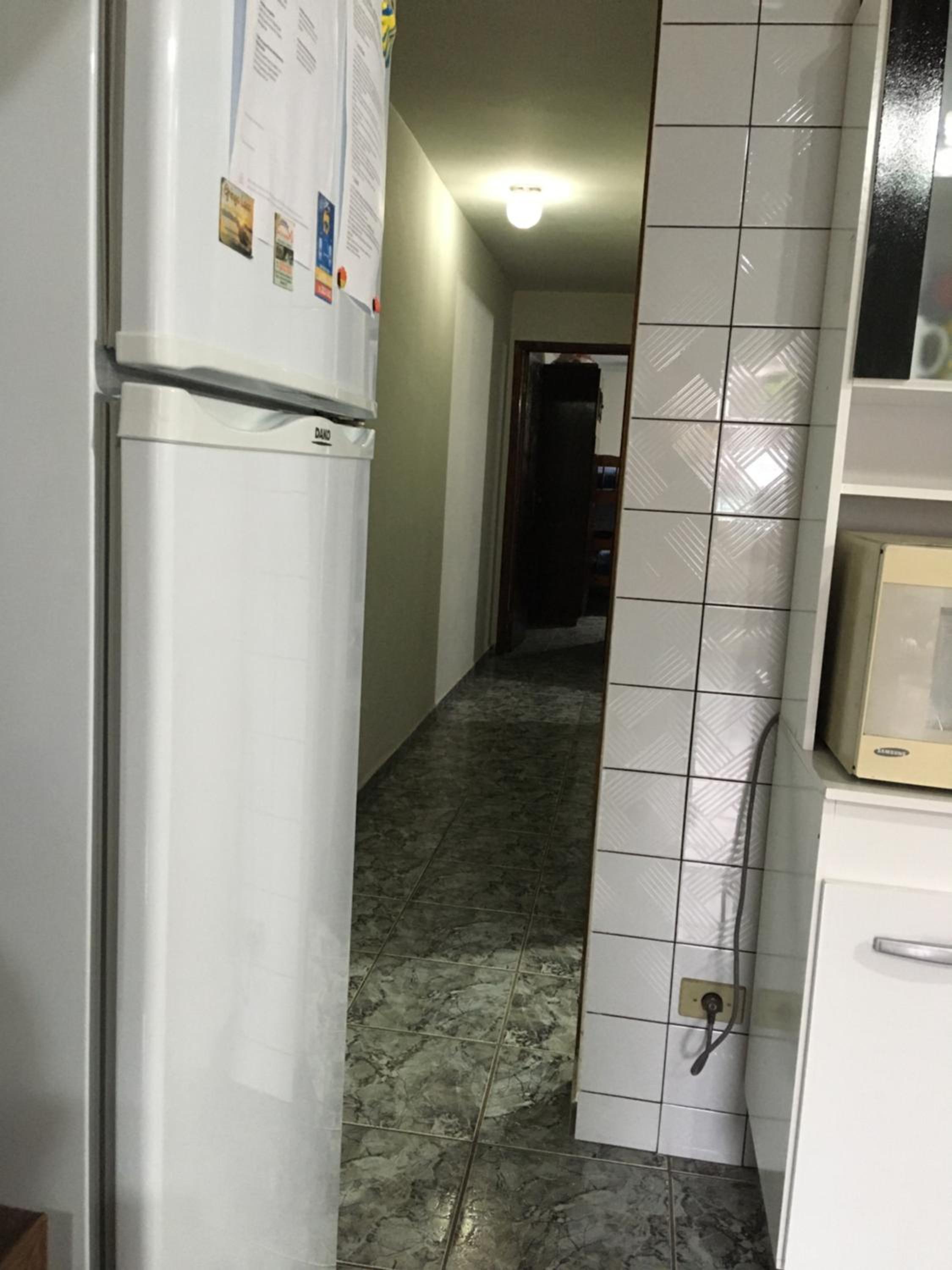 Casa confortável p 13 praia Itaguá Ubatuba