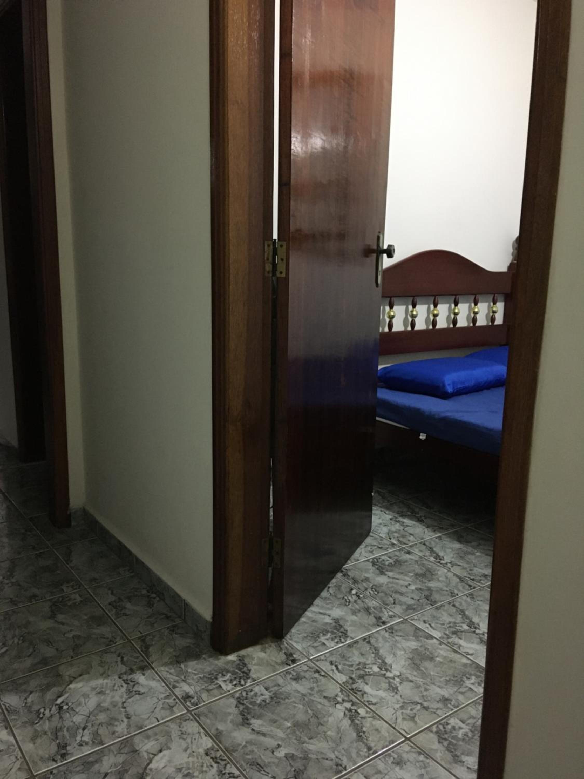 Casa confortável p 13 praia Itaguá Ubatuba