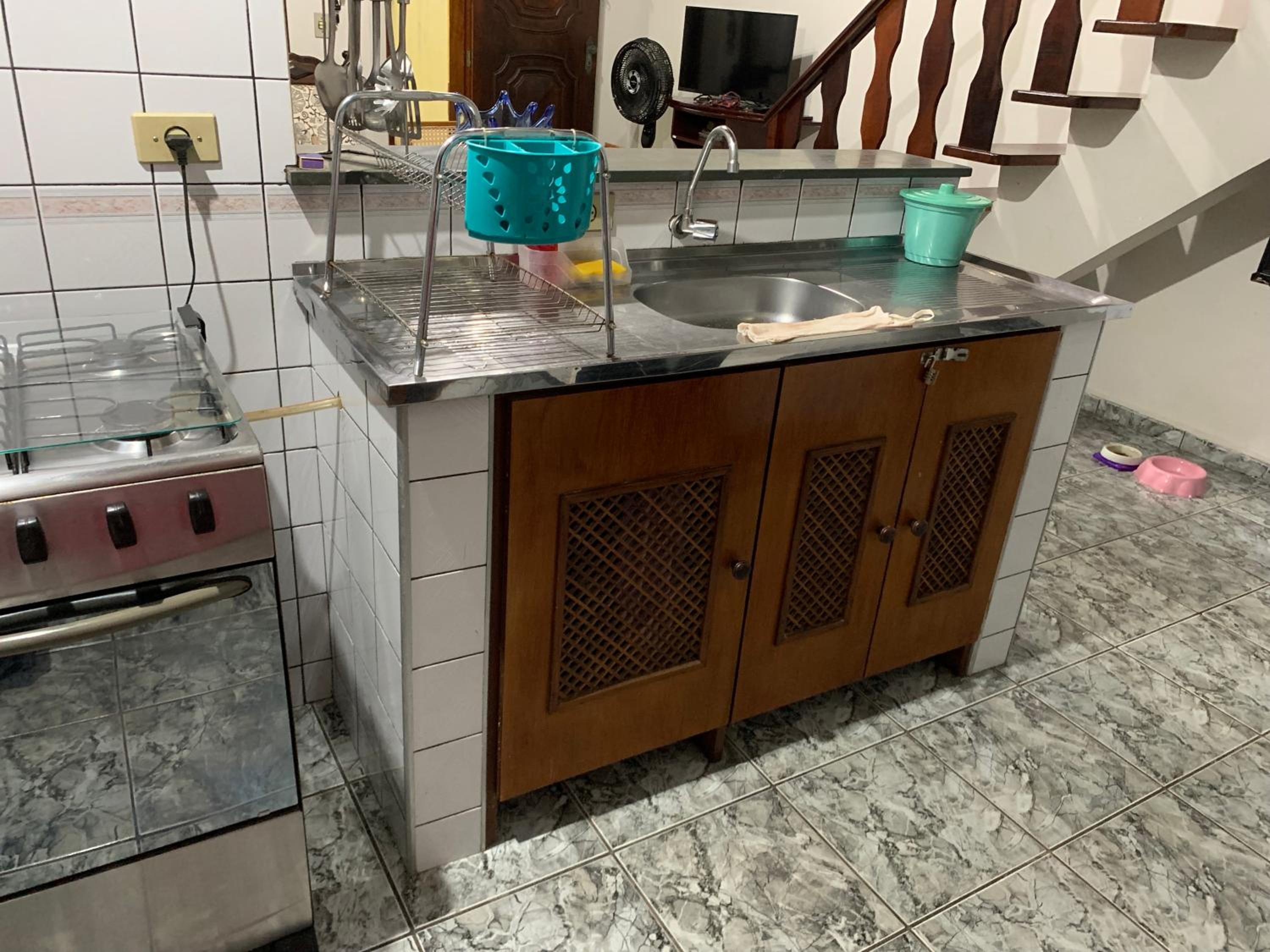 Casa confortável p 13 praia Itaguá Ubatuba