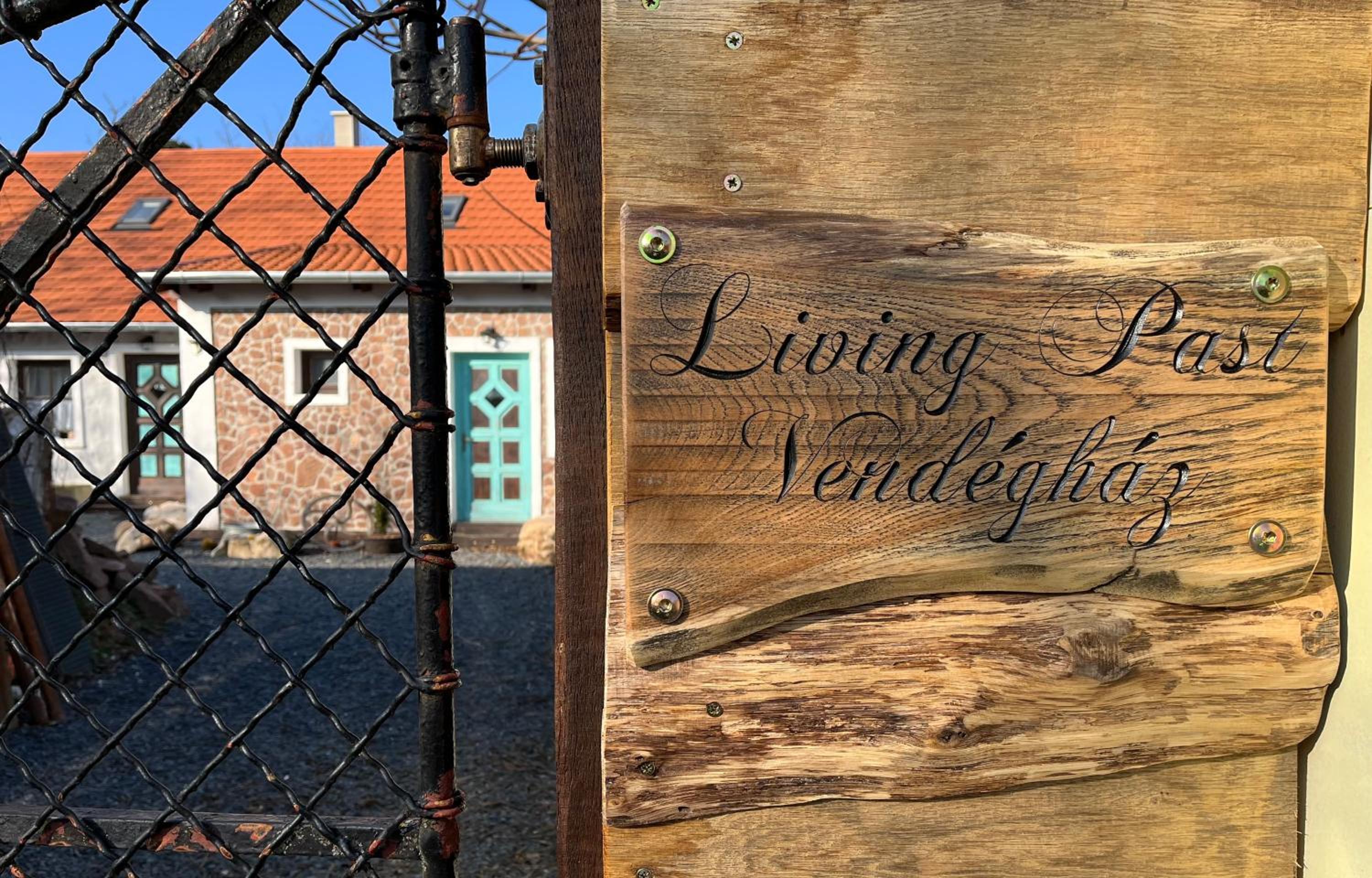 Living Past Vendégház