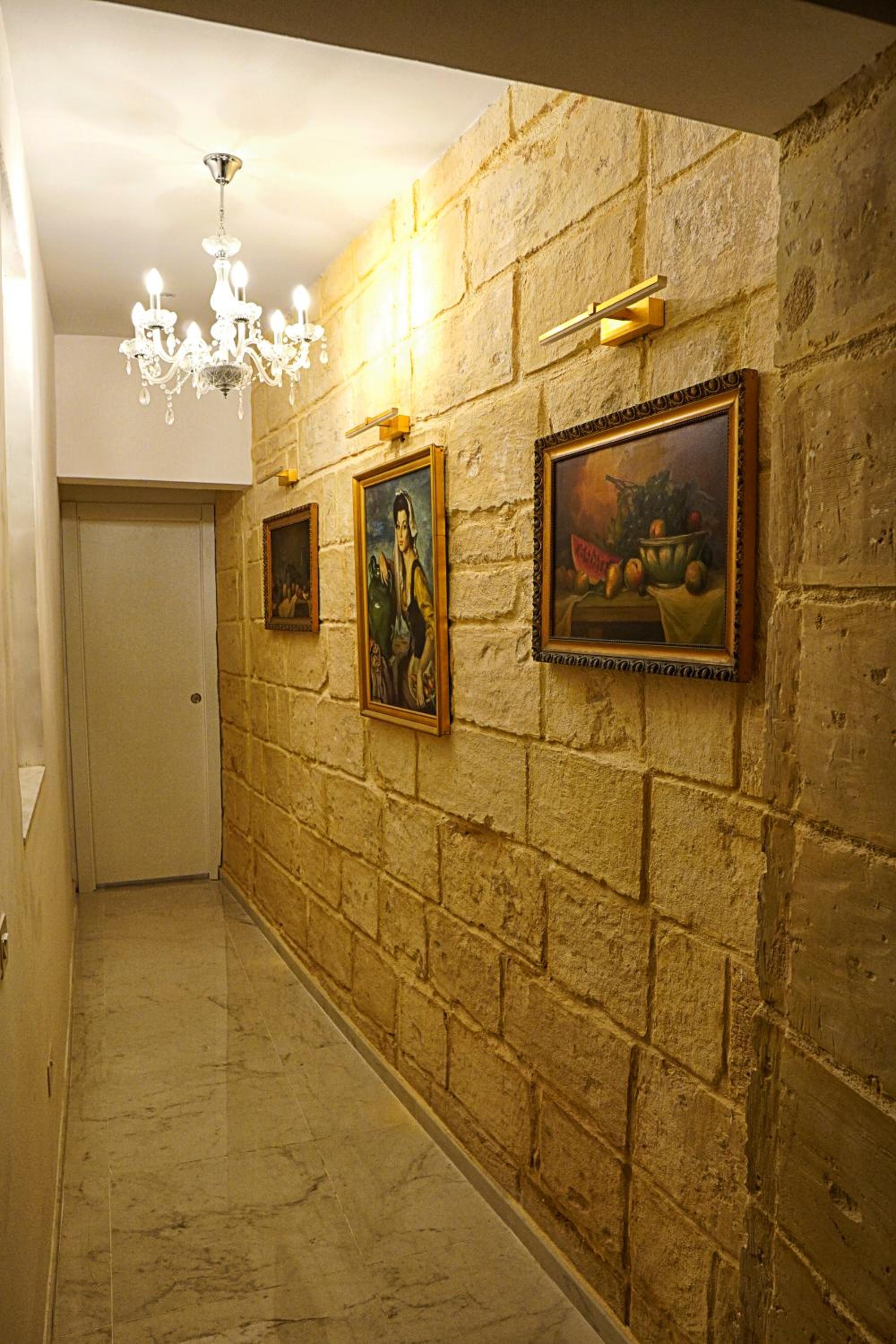 Historic Vittoriosa Maisonette with Sea View photo 2