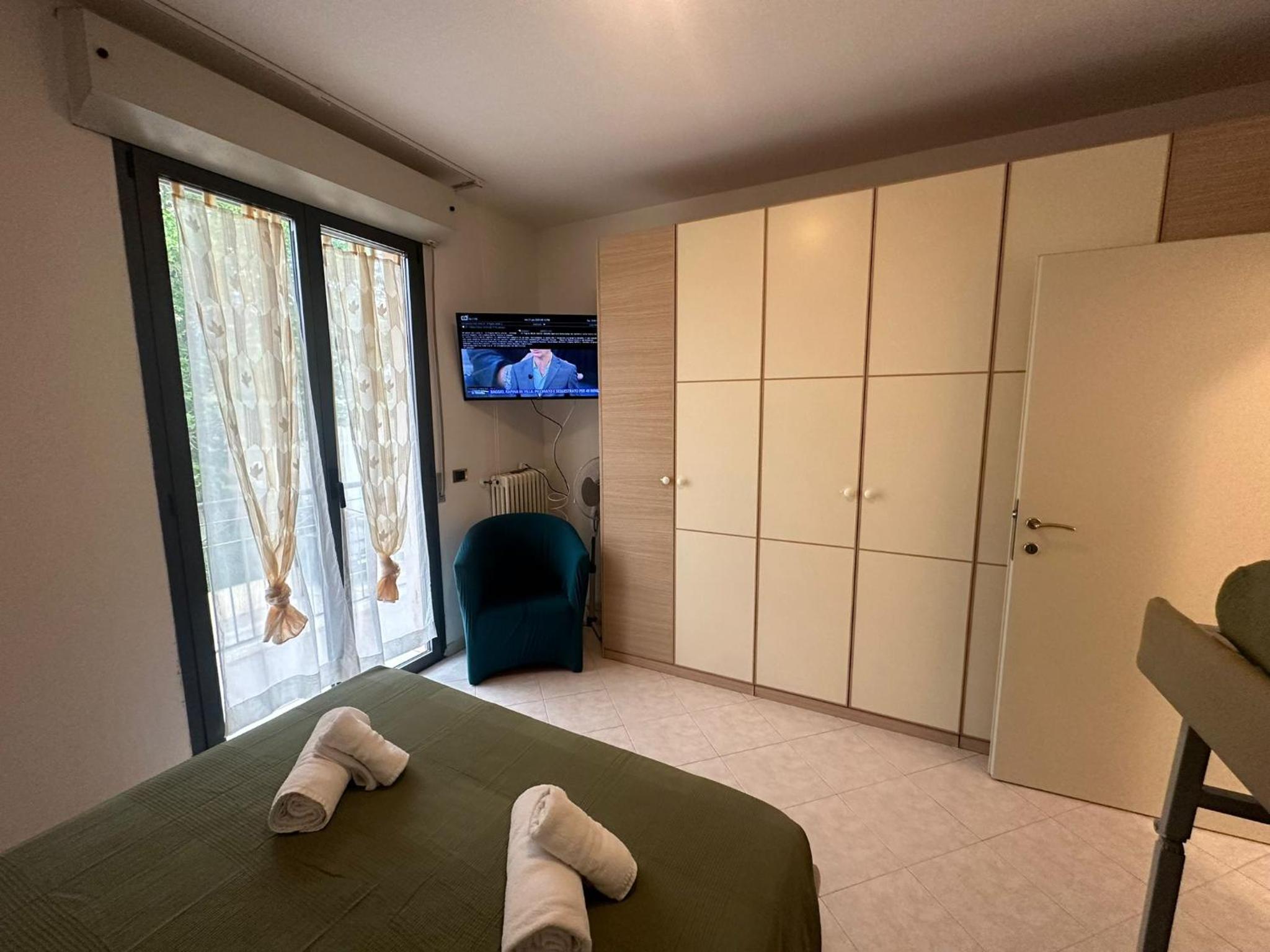 Beach House Holiday Apartments