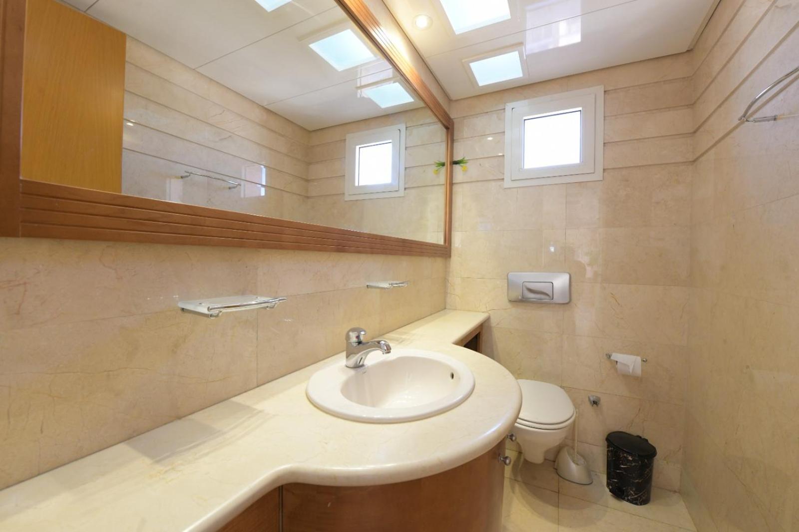 Exclusive Top Luxury Penthouse near the sea with Privat Roof-Pool
