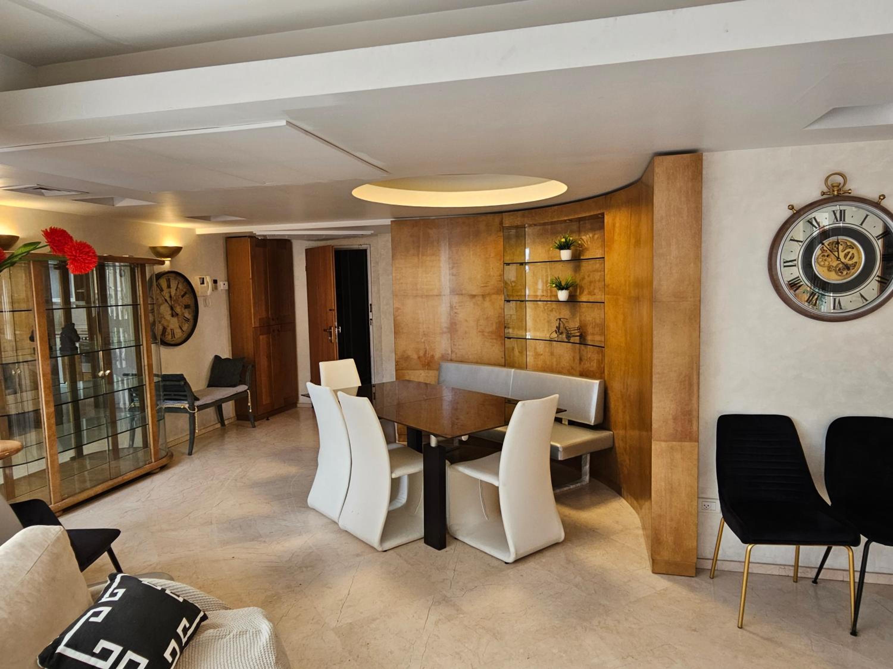 Exclusive Top Luxury Penthouse near the sea with Privat Roof-Pool