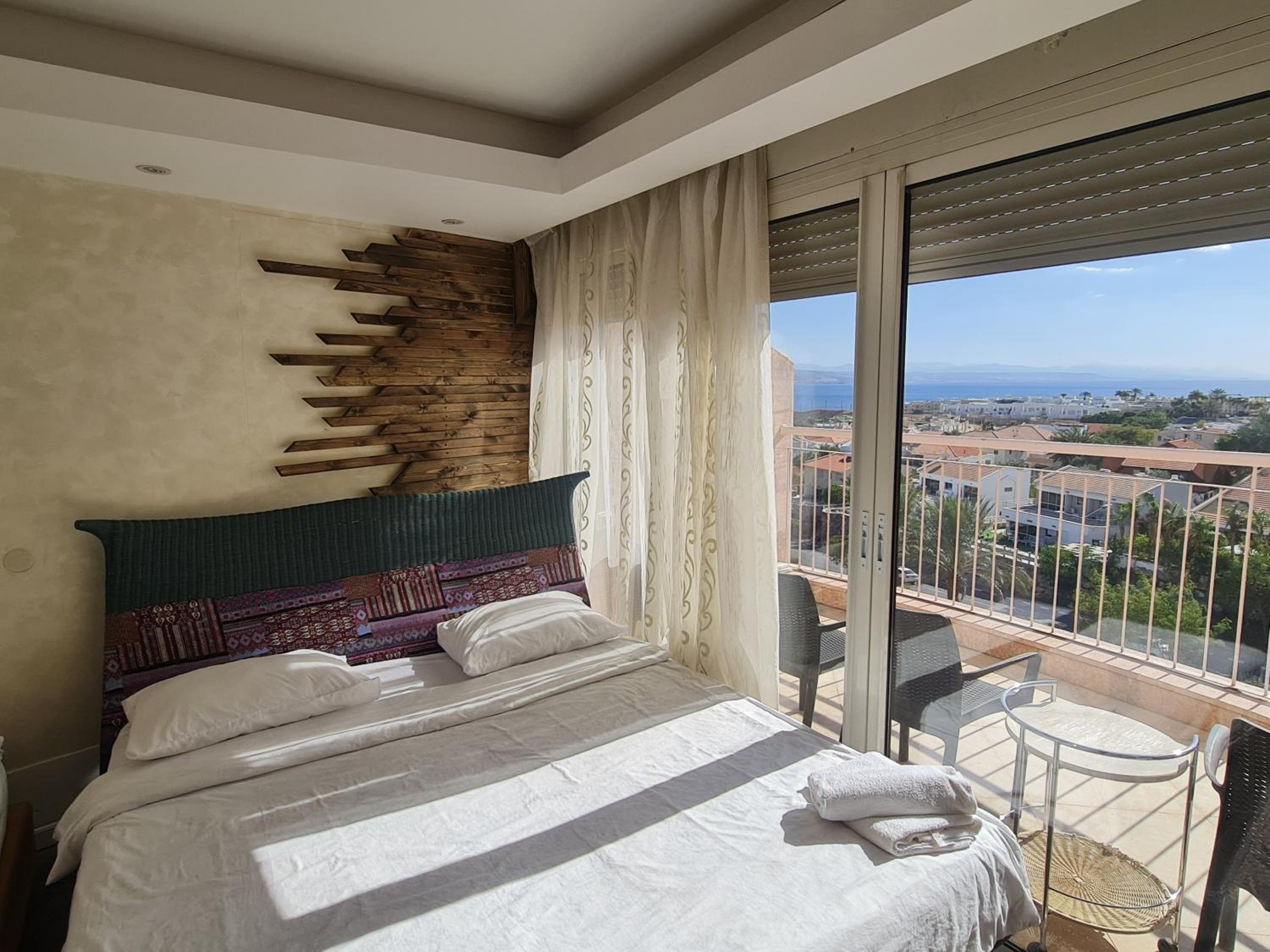 Exclusive Top Luxury Penthouse near the sea with Privat Roof-Pool