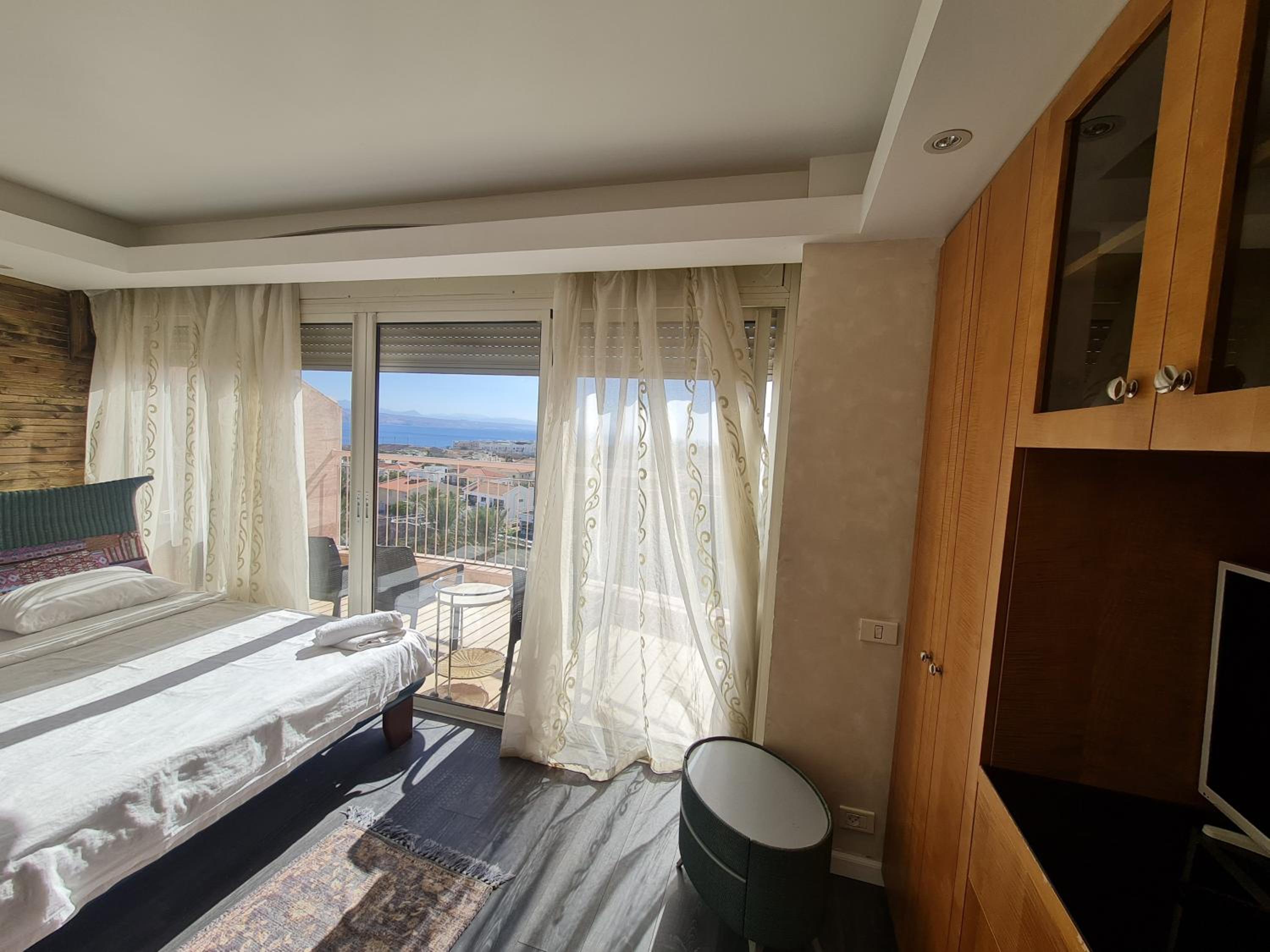 Exclusive Top Luxury Penthouse near the sea with Privat Roof-Pool