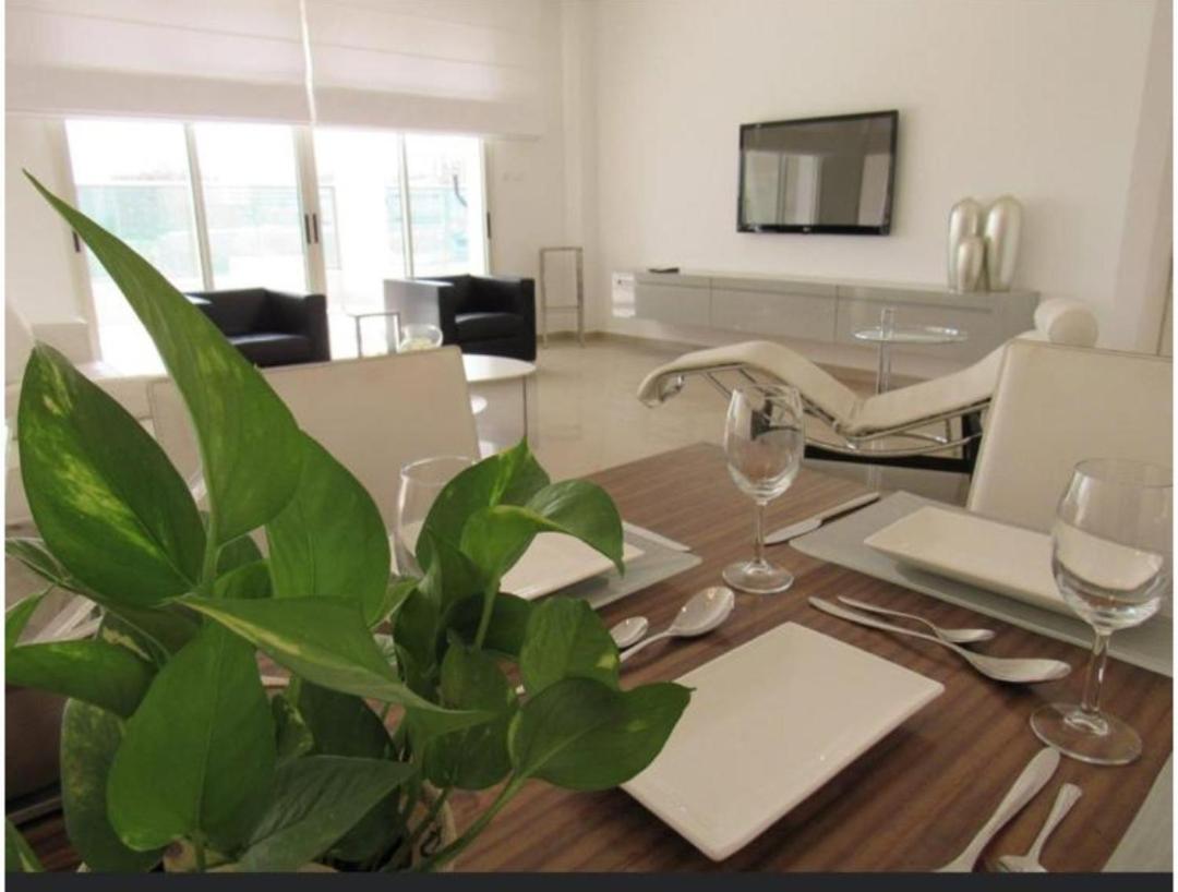 Exclusive Top Luxury Penthouse near the sea with Privat Roof-Pool
