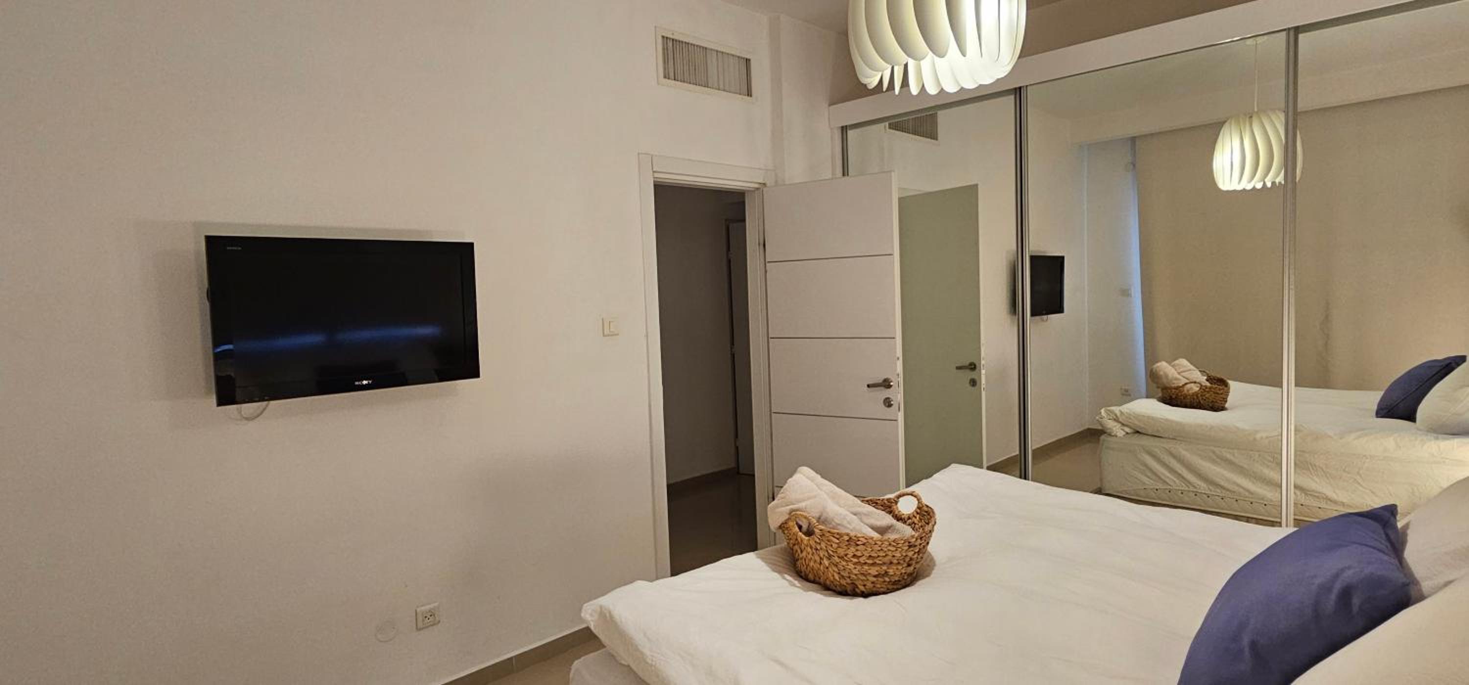 Exclusive Top Luxury Penthouse near the sea with Privat Roof-Pool