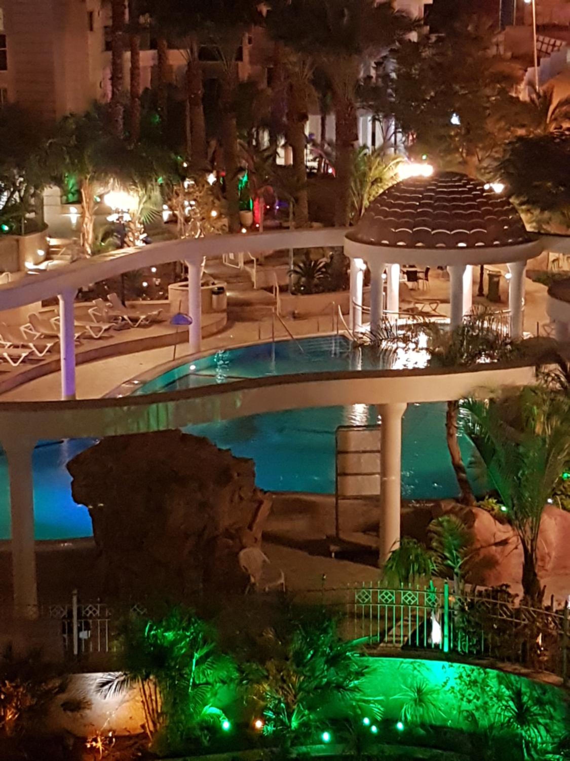 Exclusive Top Luxury Penthouse near the sea with Privat Roof-Pool