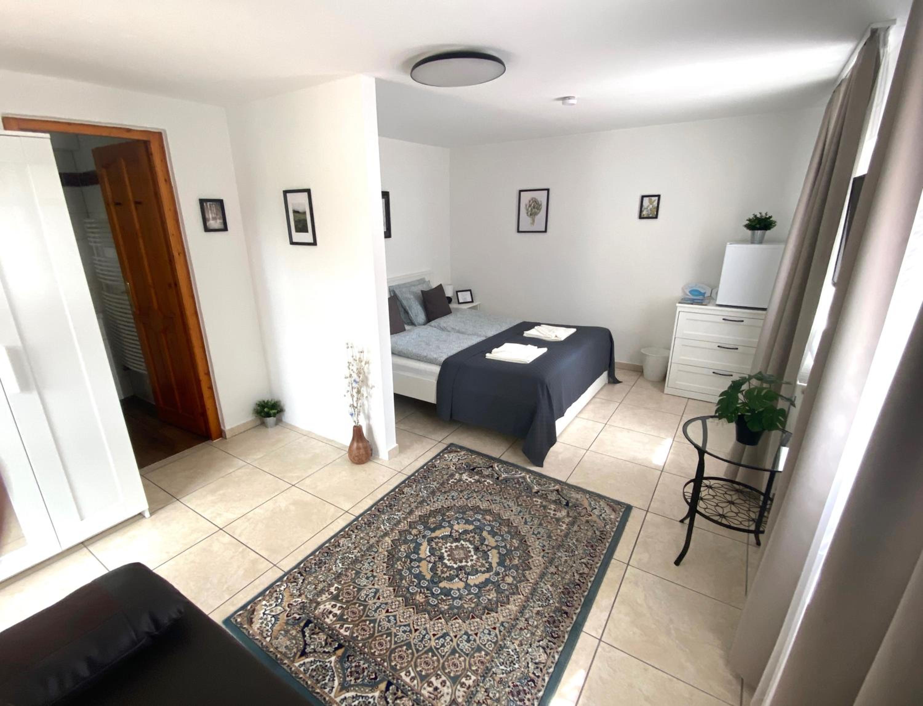 Villa Lillybeth Garden Rooms view 3