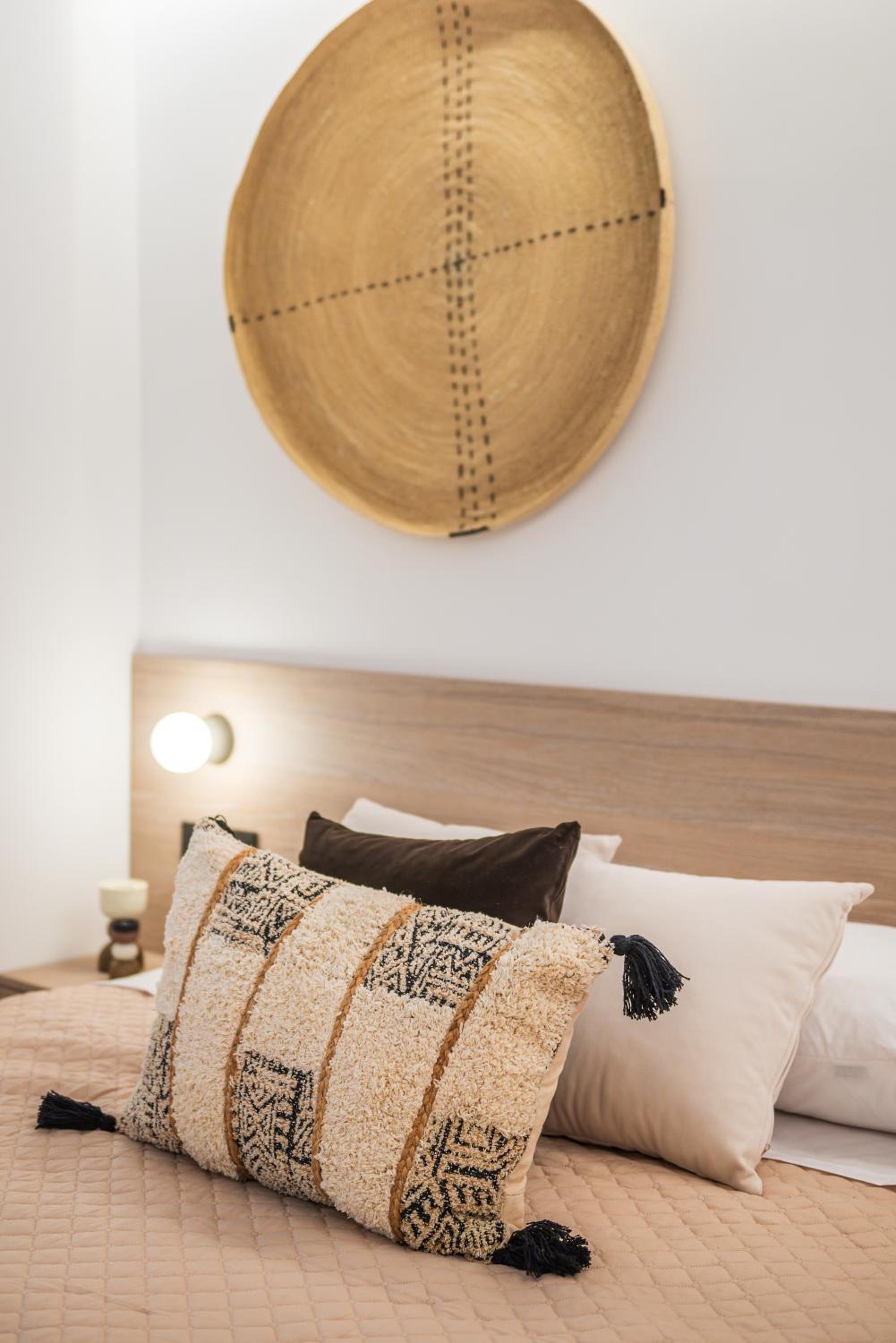 Emma's Central Suite photo 3