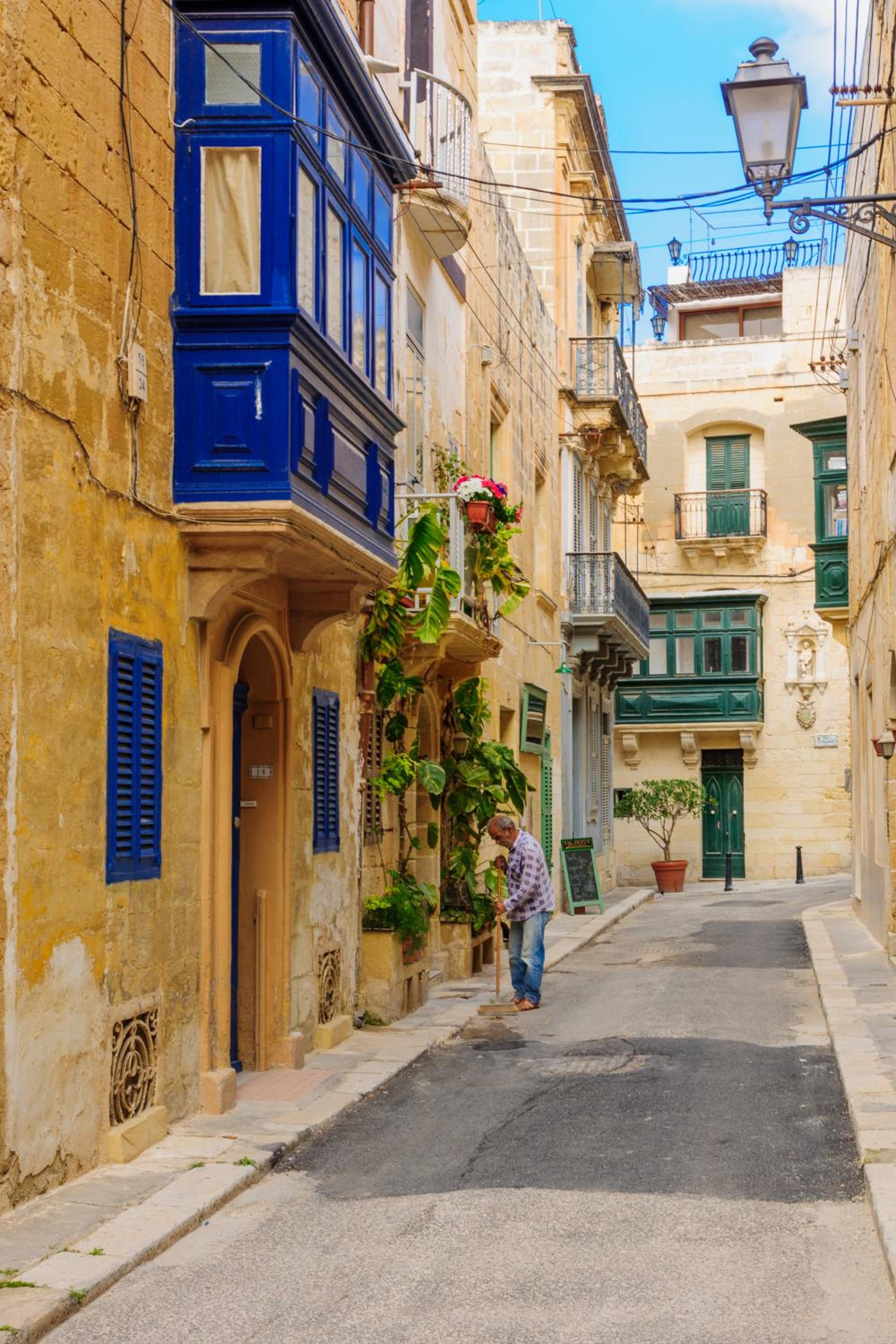 Historic Vittoriosa Maisonette with Sea View photo 3