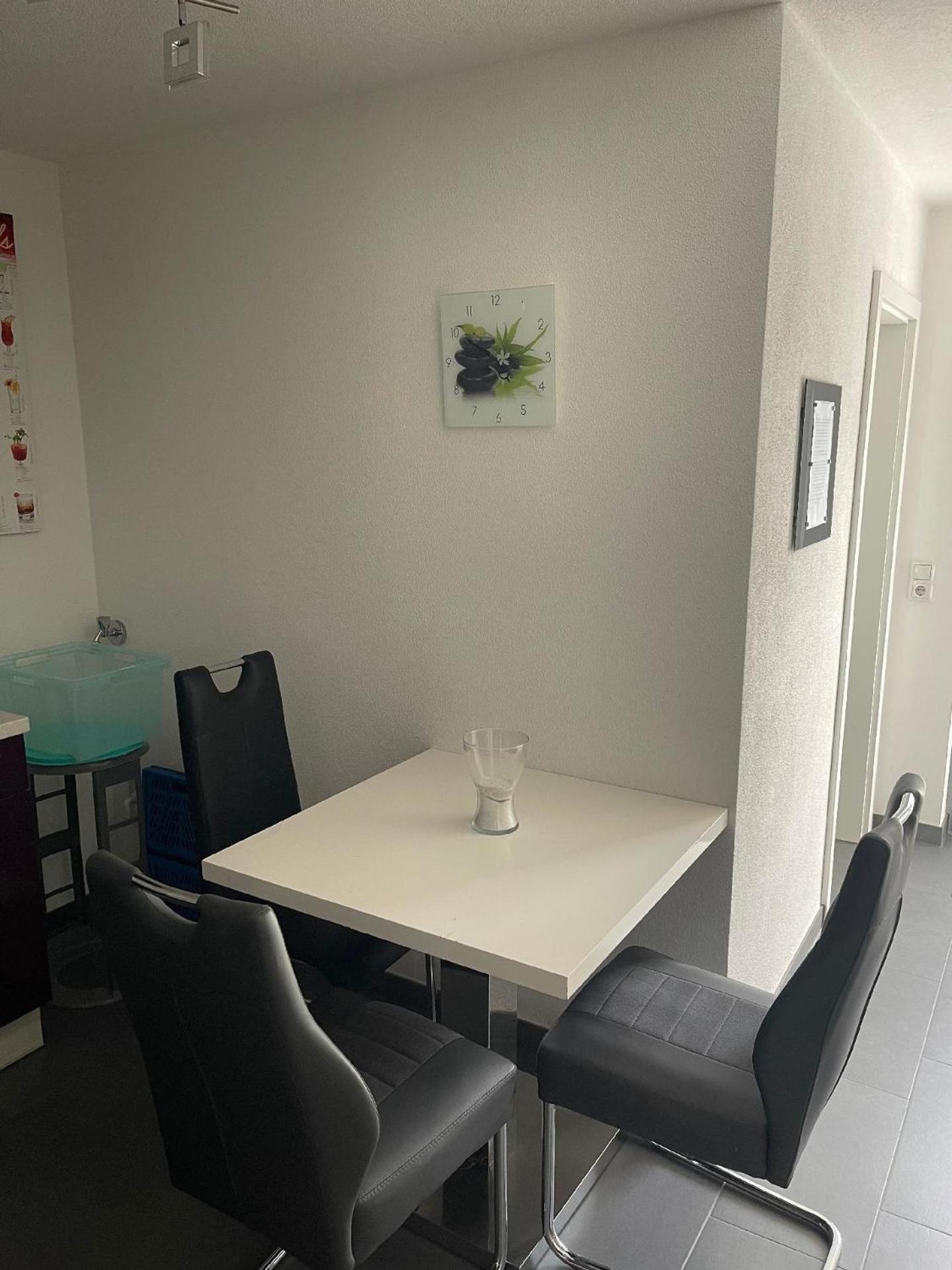 Ferienwohnung In Ruhiger Lage In Seenähe