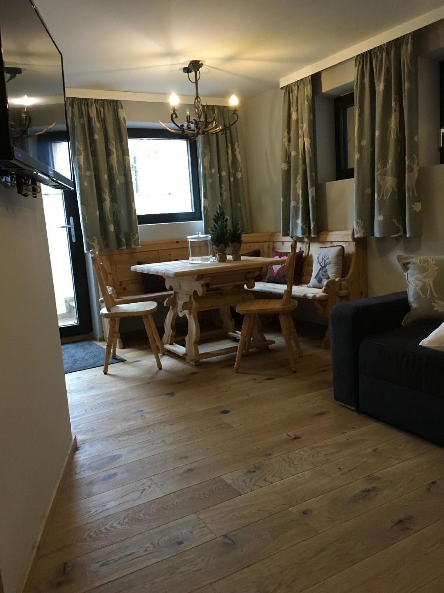 Chalet Tannweg In Sankt Johann In Tirol