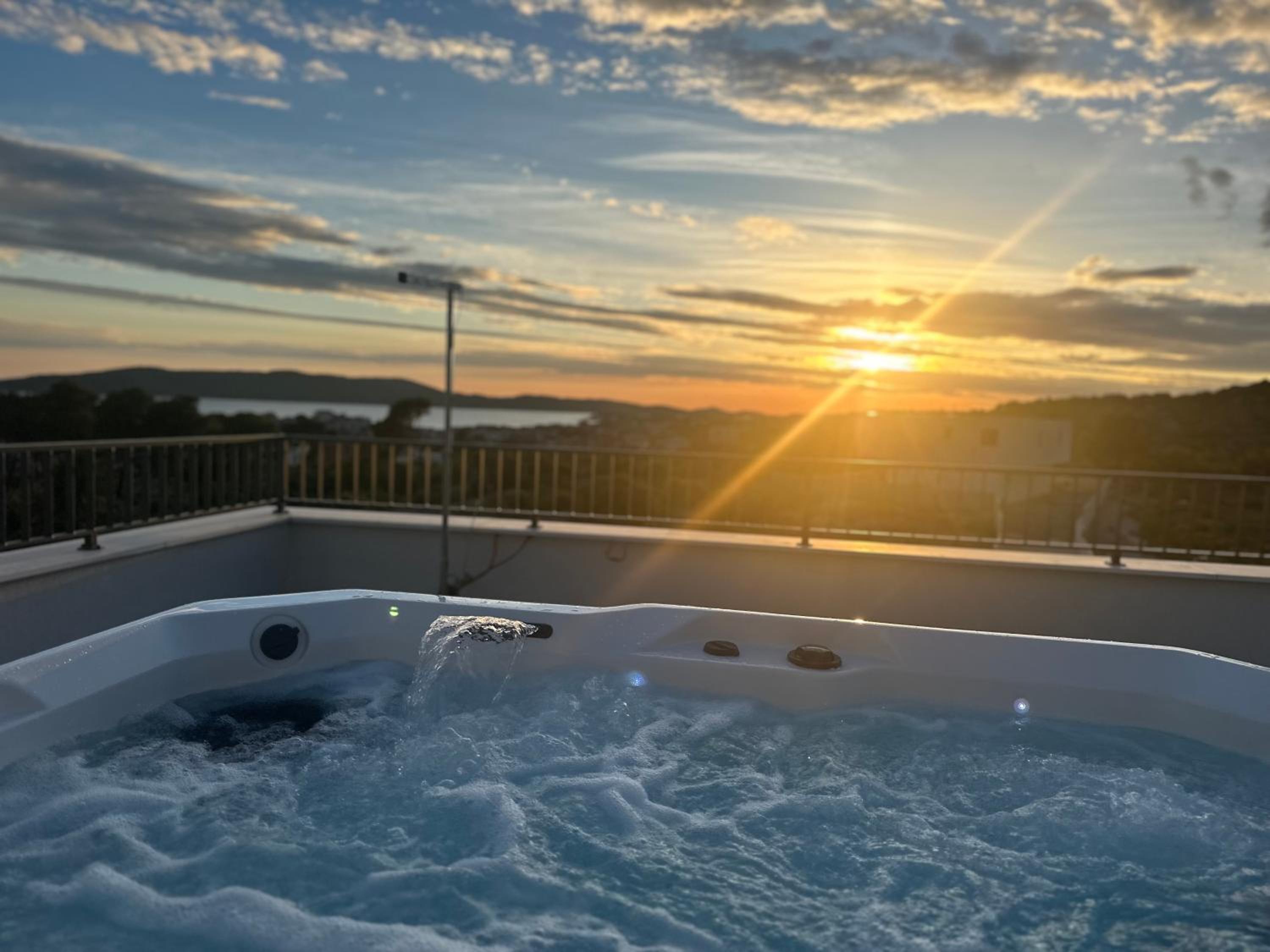 Rooftop Holiday House