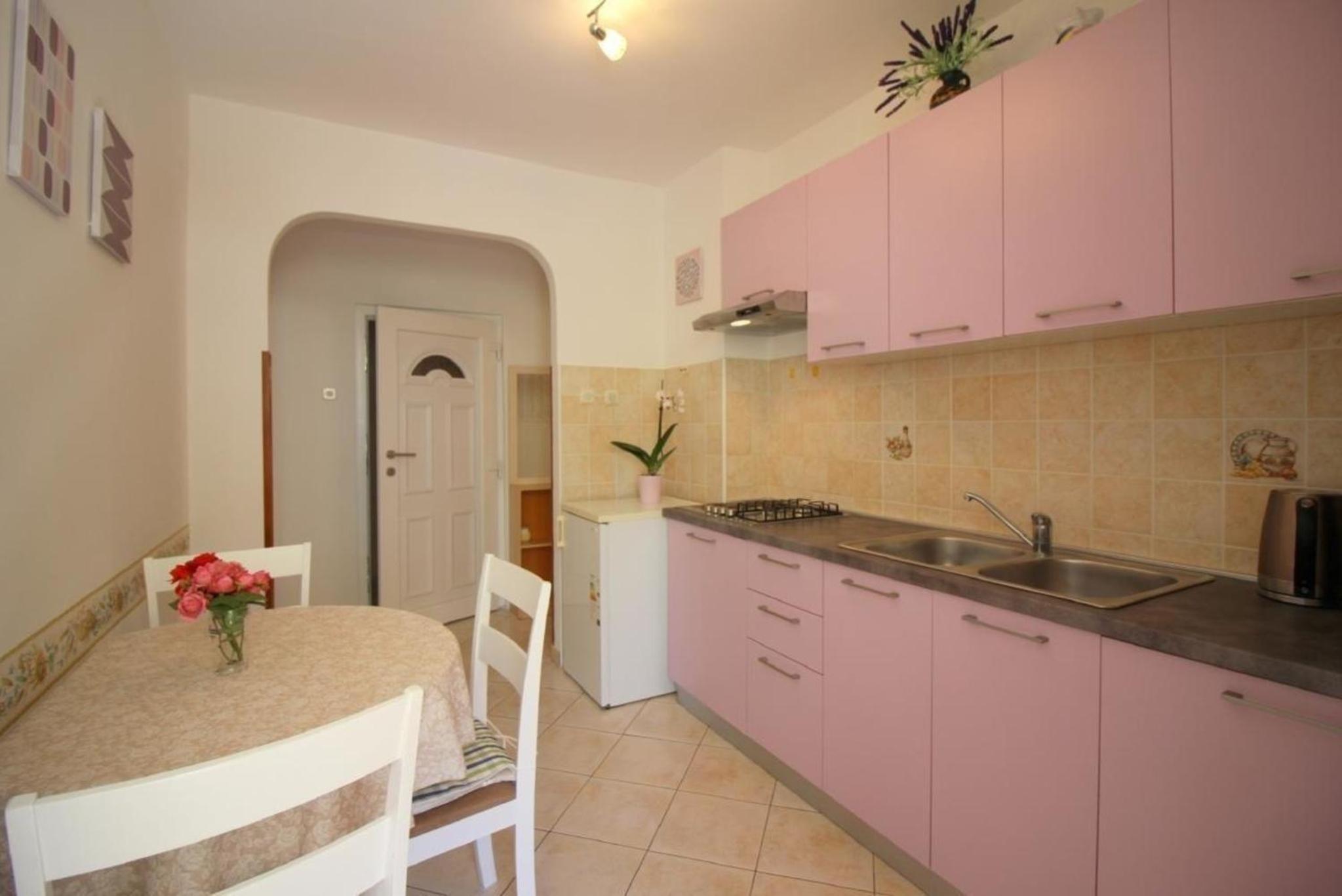 Wohnung Radojka mit Terrasse, nahe Porec Altstadt view 3
