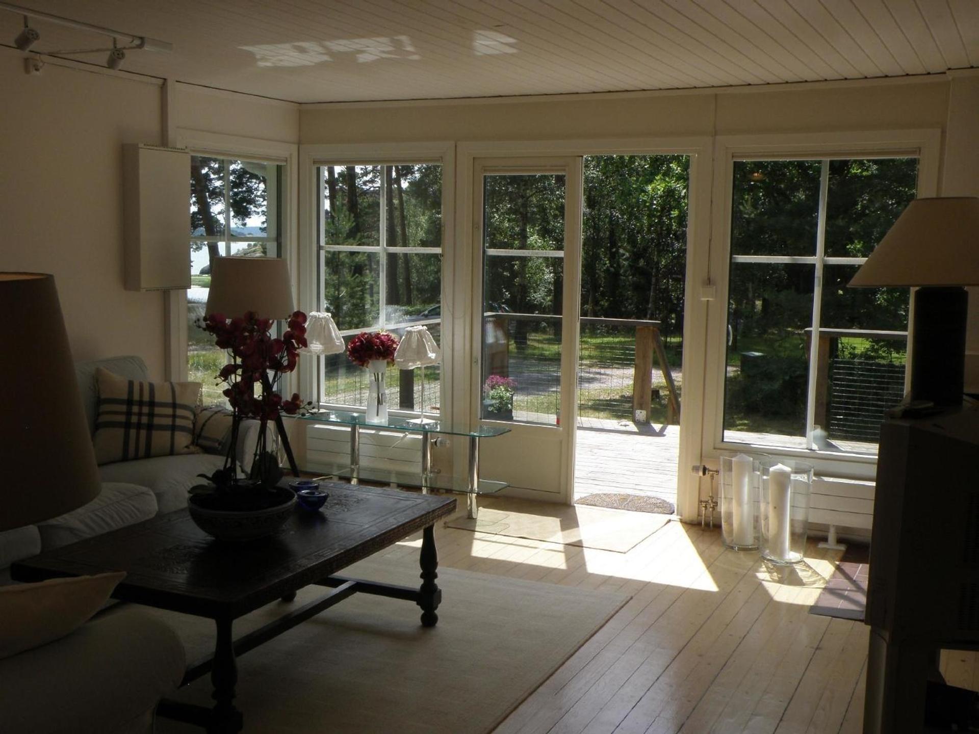 Ferienhaus in einer wunderschönen Natur am Meer view 3