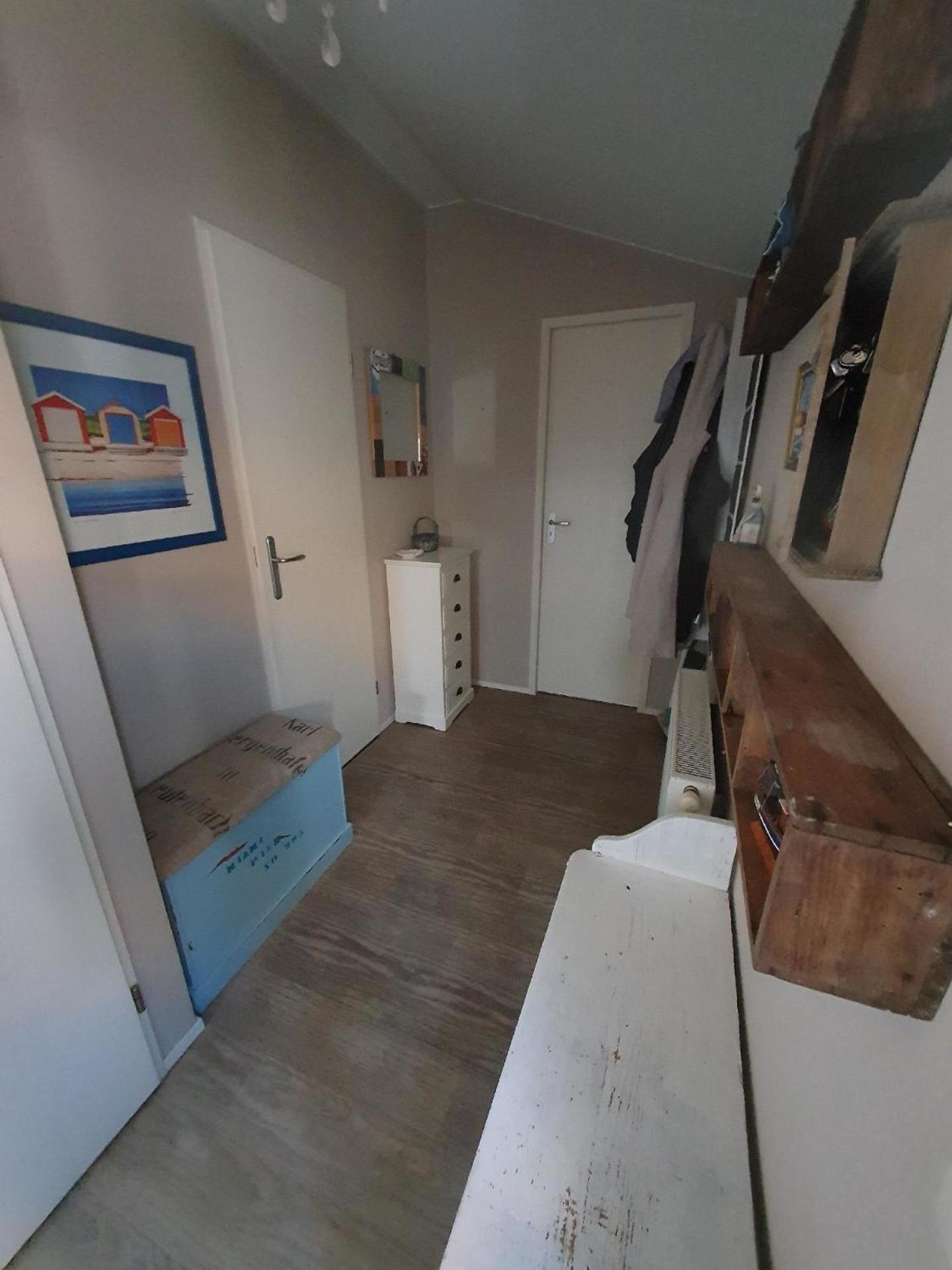 Chalet op Zee in Wervershoof mit Seeblick und Terrasse mit eigenen Zugang zum Wasser