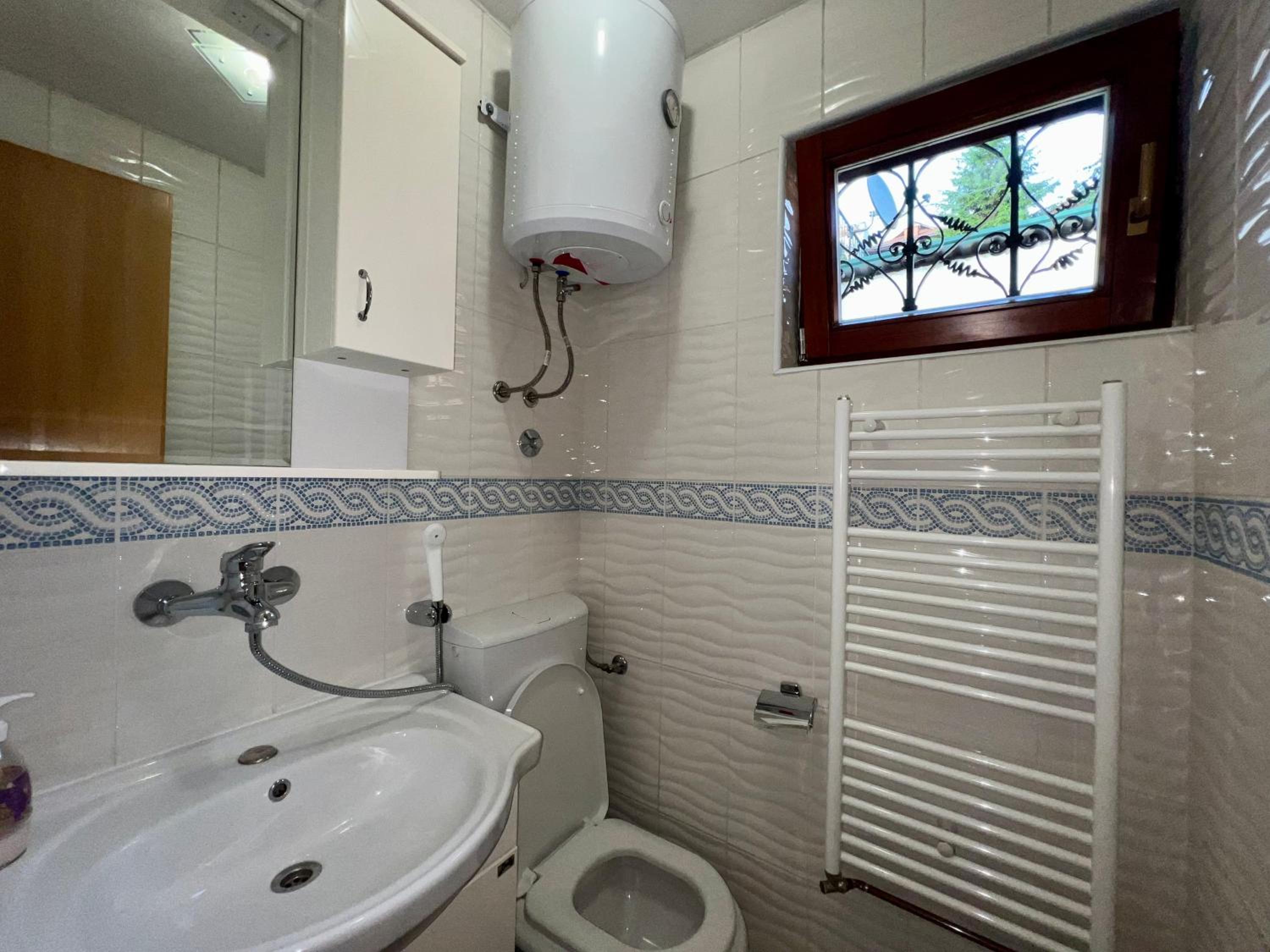 Residential Old Town Villa with Private Parking