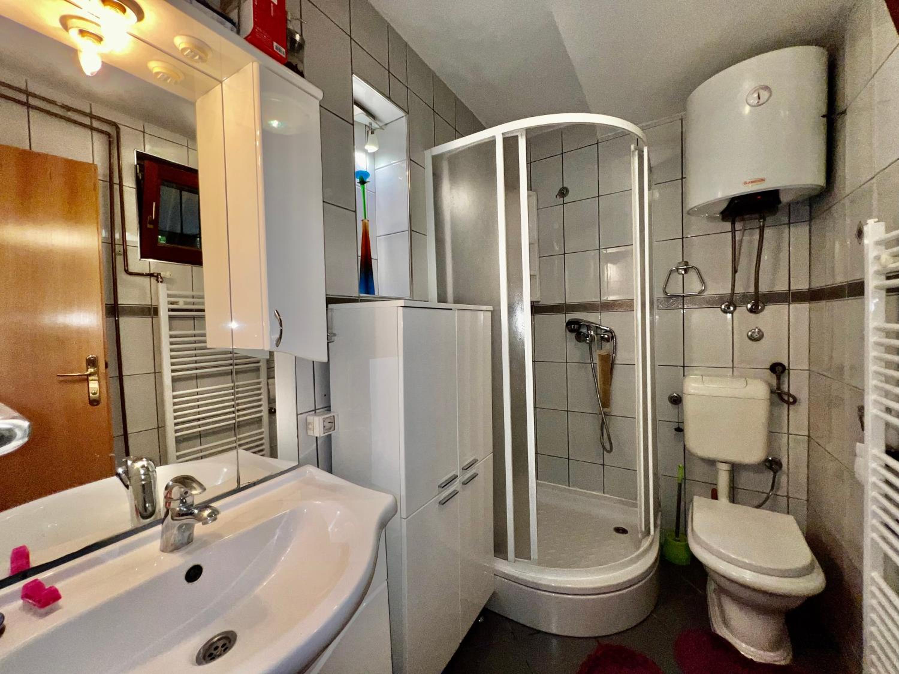 Residential Old Town Villa with Private Parking