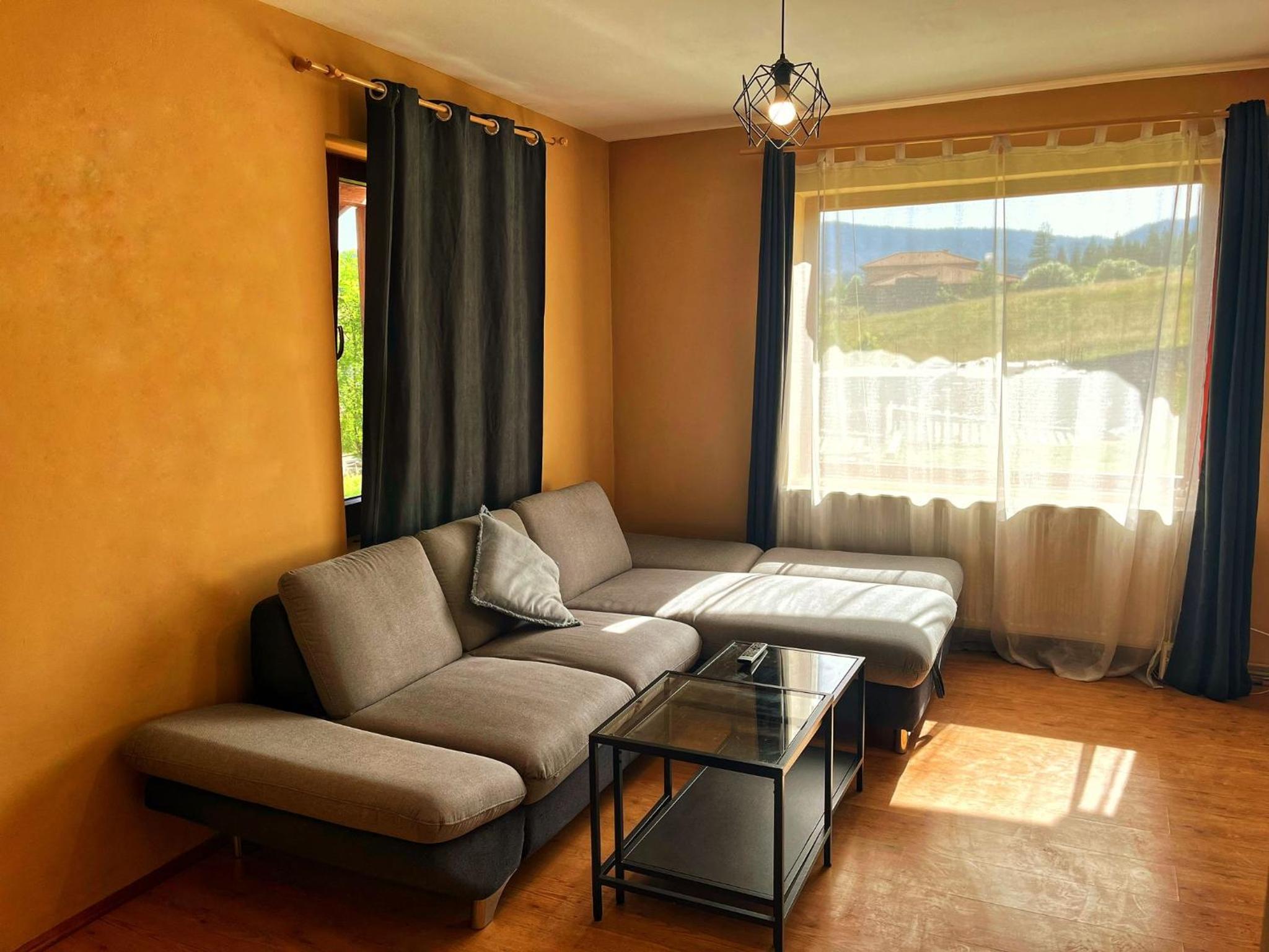 Casa Pietrii view 2