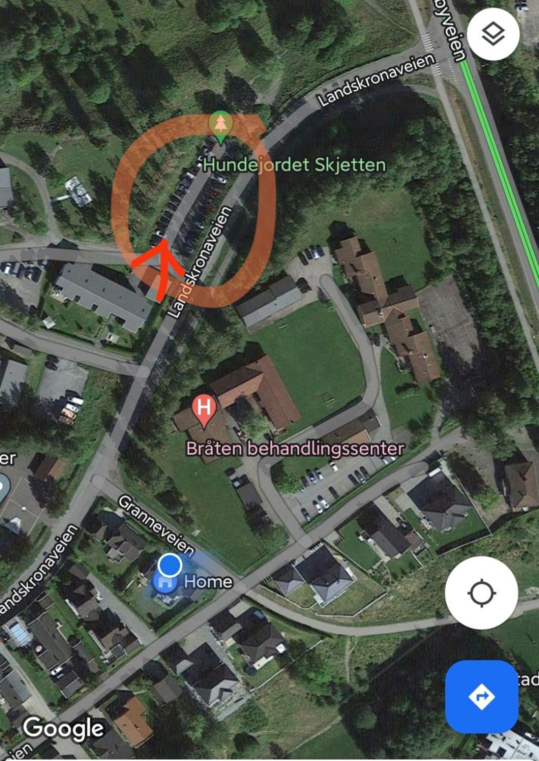 Flott leilighet i underetasjen