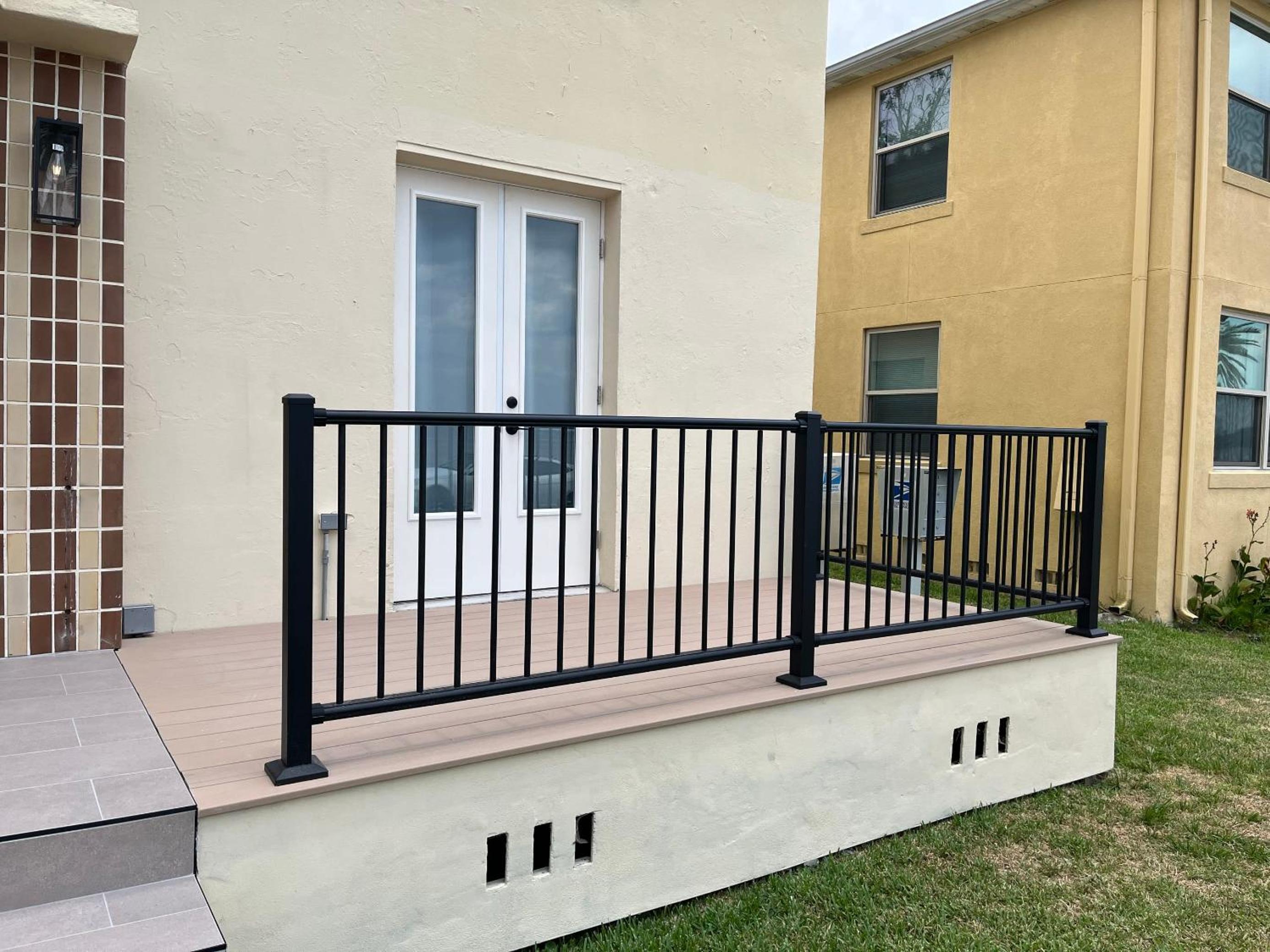 Chic Riverfront apartment in downtown San Marco view 3