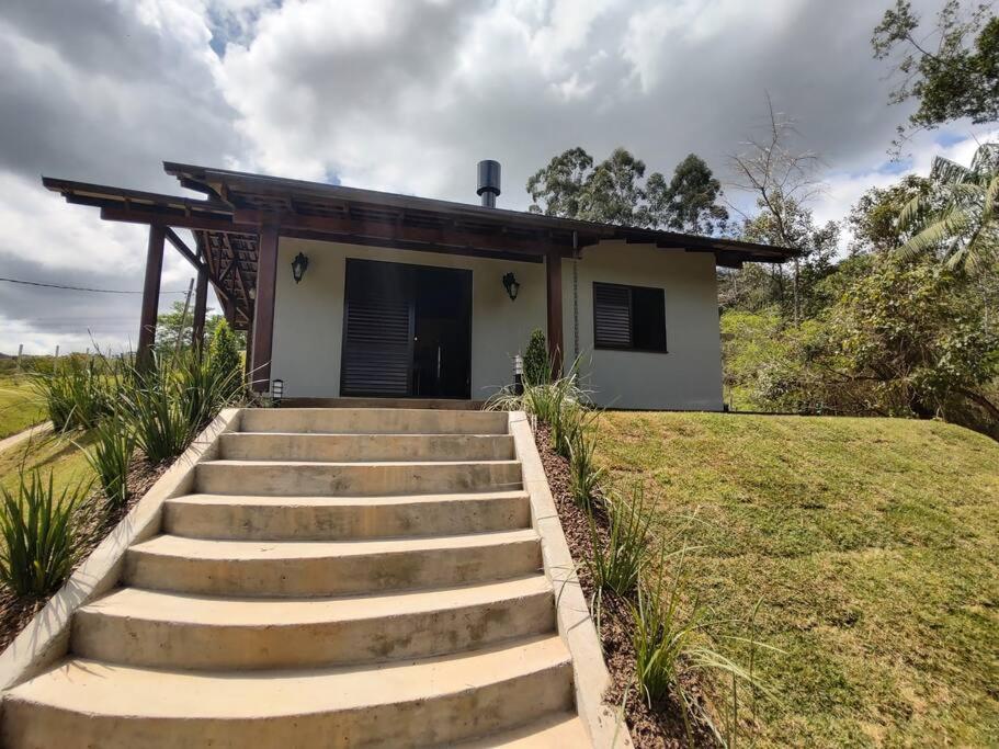 Chalé rural- hospedagem e experiência!