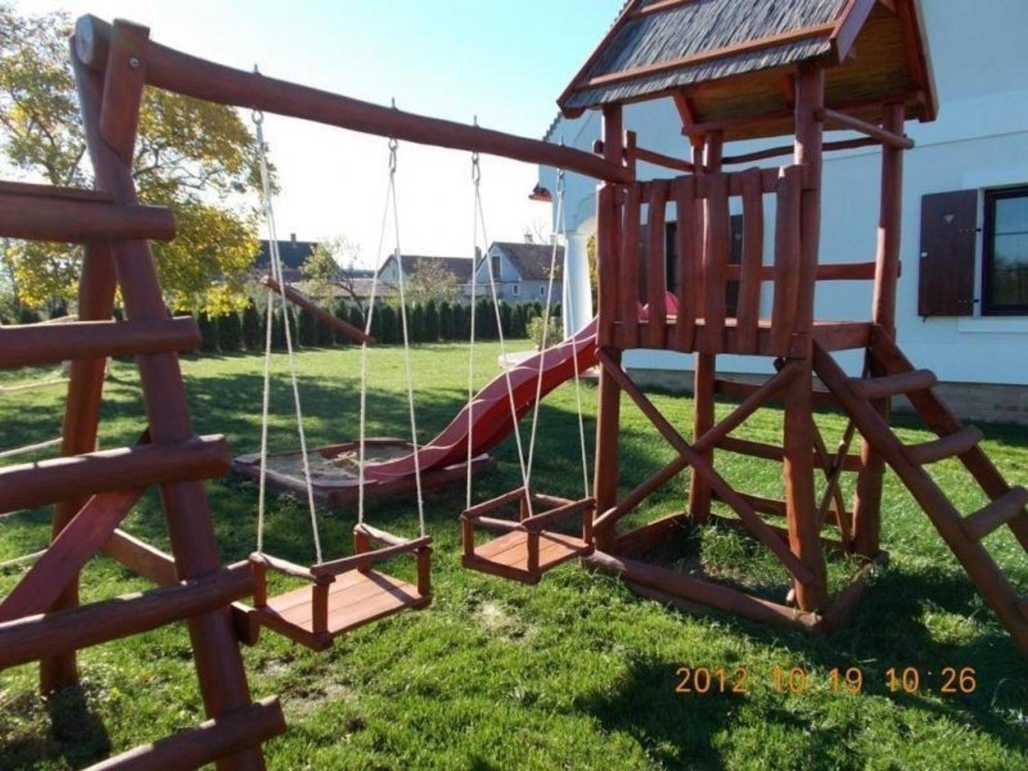 Ferienhaus für Gruppen gegenüber einer Reitschule