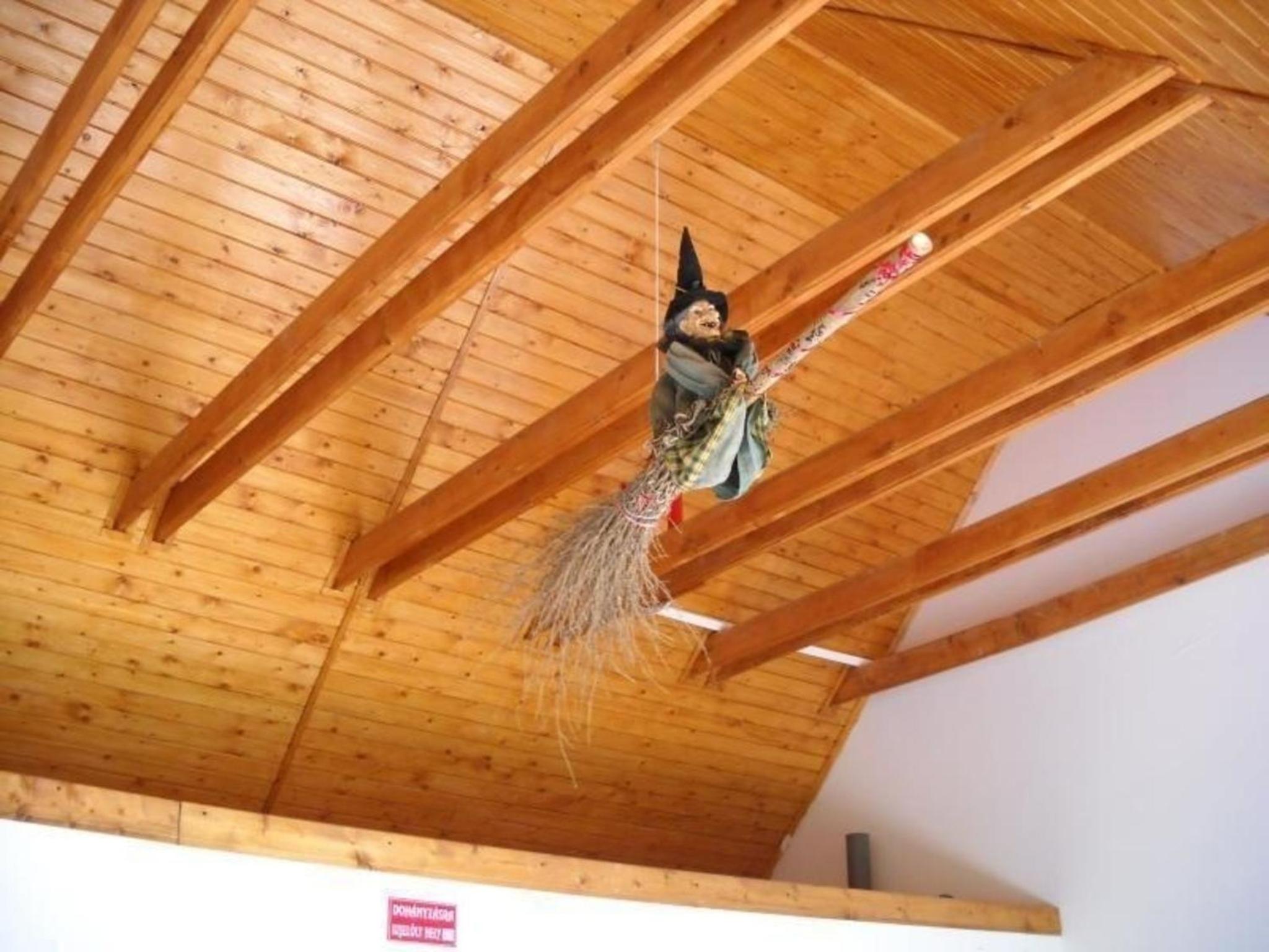 Ferienhaus für Gruppen gegenüber einer Reitschule