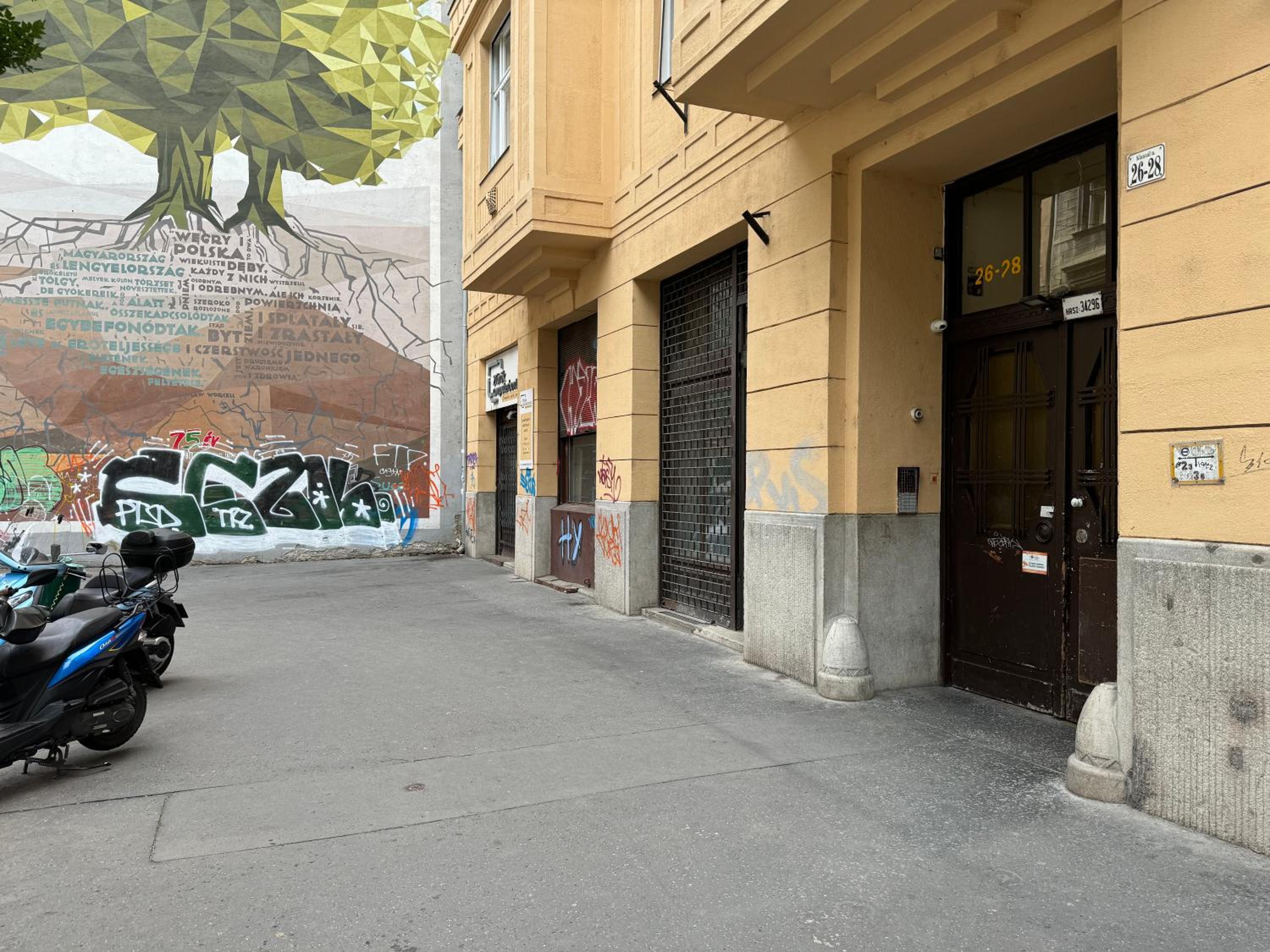 Photo 29