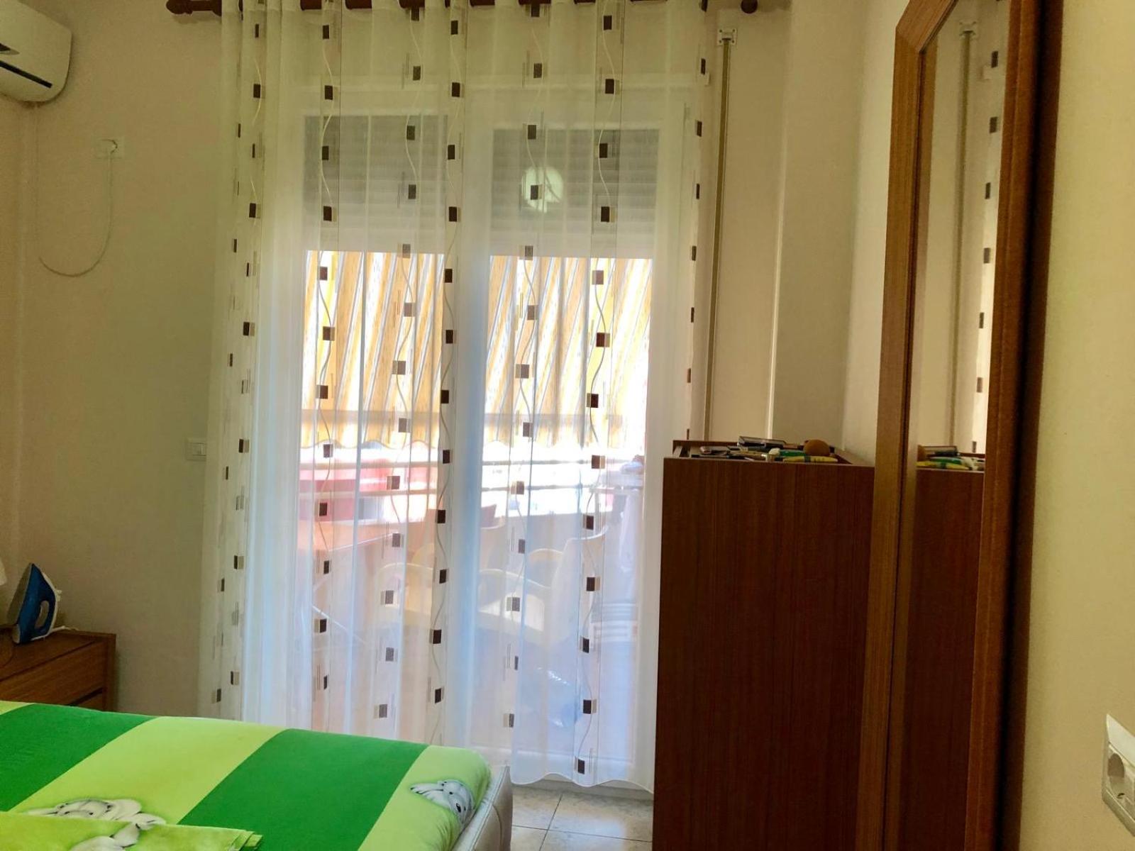 Apartament Velipoje