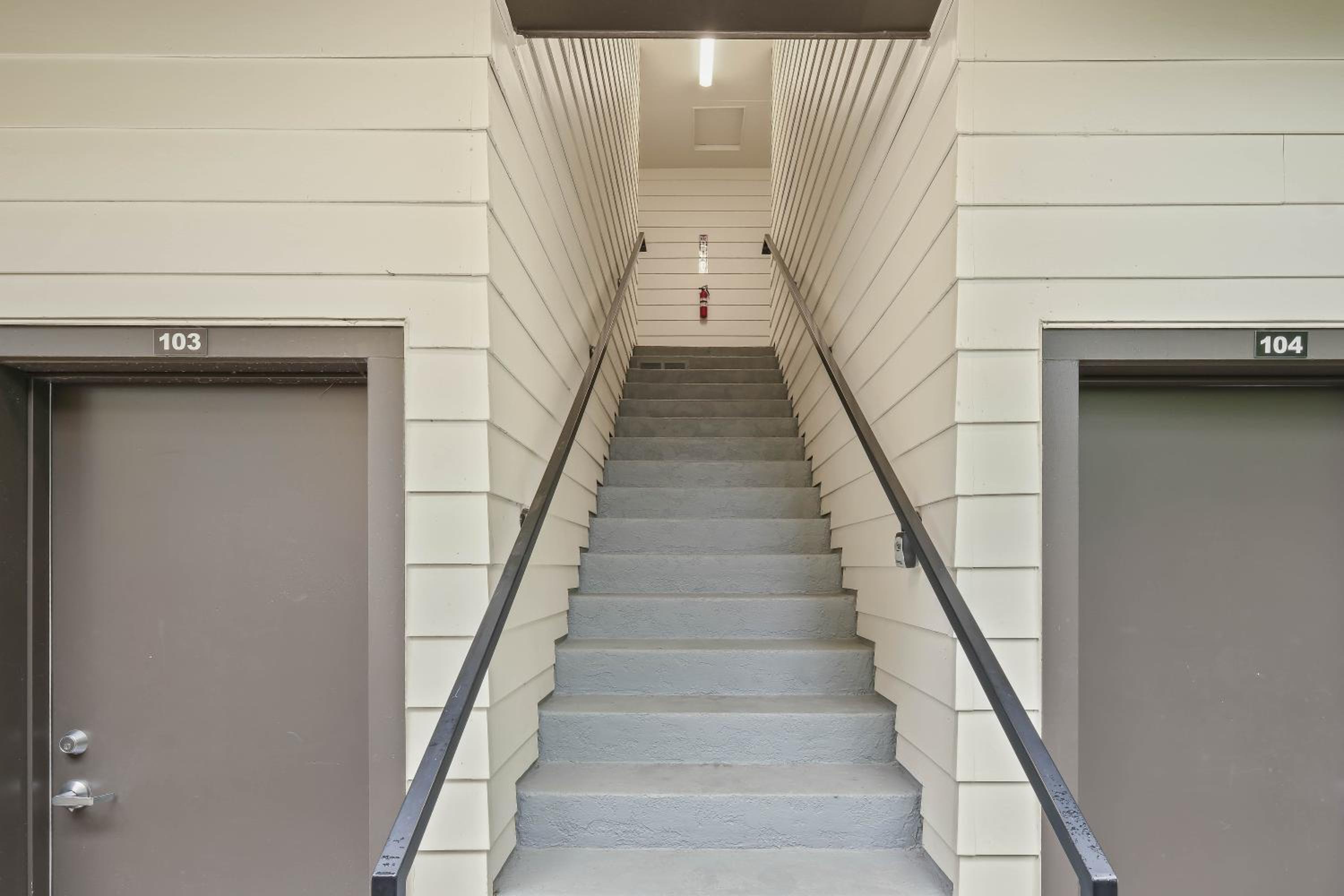Bright & Cozy Walkable Alberta Condo, Fast WiFi, & Quite view 3