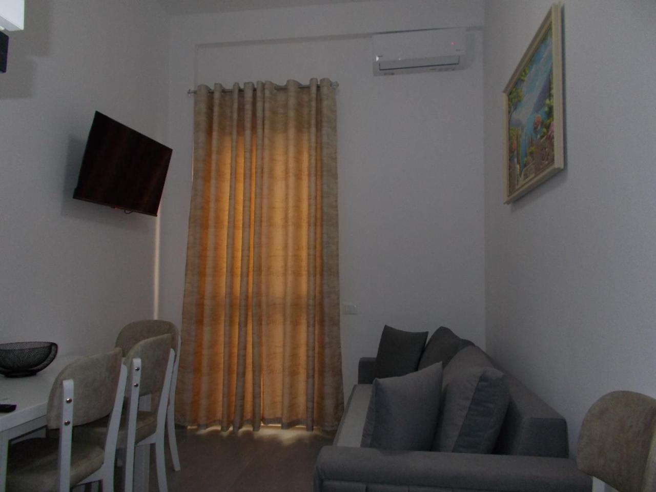 Apartment near Sea
